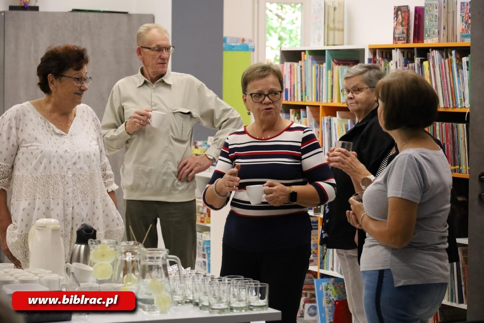 Zdjęcie w galerii na portalu naszraciborz.pl: Nie daj się oszukać! Webinarium Bankowość elektroniczna dla seniorów w bibliotece wiadomości z regionu