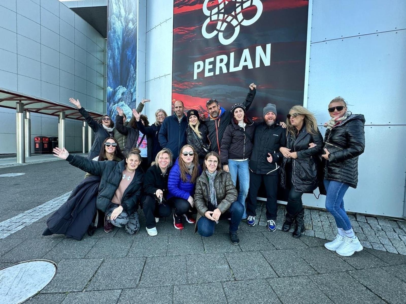 Zdjęcie w galerii na portalu naszraciborz.pl: Odkrywanie robotyki poprzez STEM: Nauczyciele z SP 4 w Raciborzu na warsztatach w Reykjaviku wiadomości z regionu