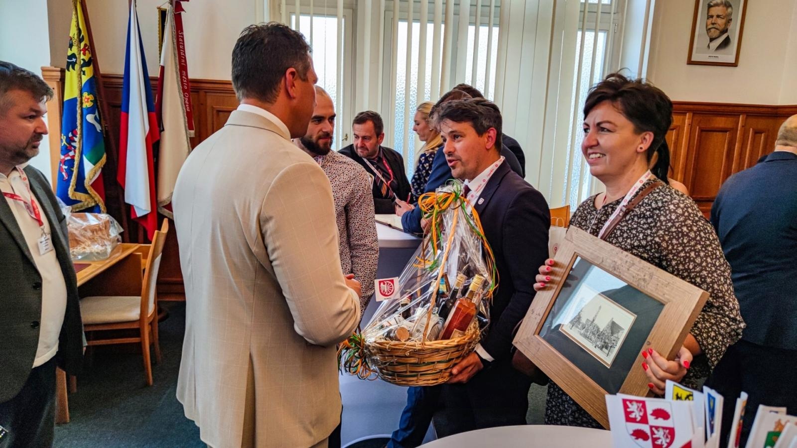 Zdjęcie w galerii na portalu naszraciborz.pl: Raciborzanie biegali w Opawie z okazji 800-lecia tego miasta wiadomości z regionu