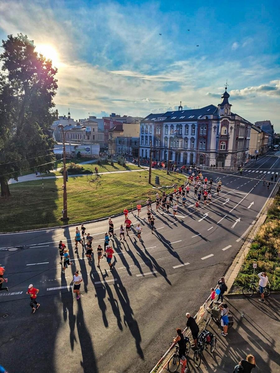Zdjęcie w galerii na portalu naszraciborz.pl: Raciborzanie biegali w Opawie z okazji 800-lecia tego miasta wiadomości z regionu