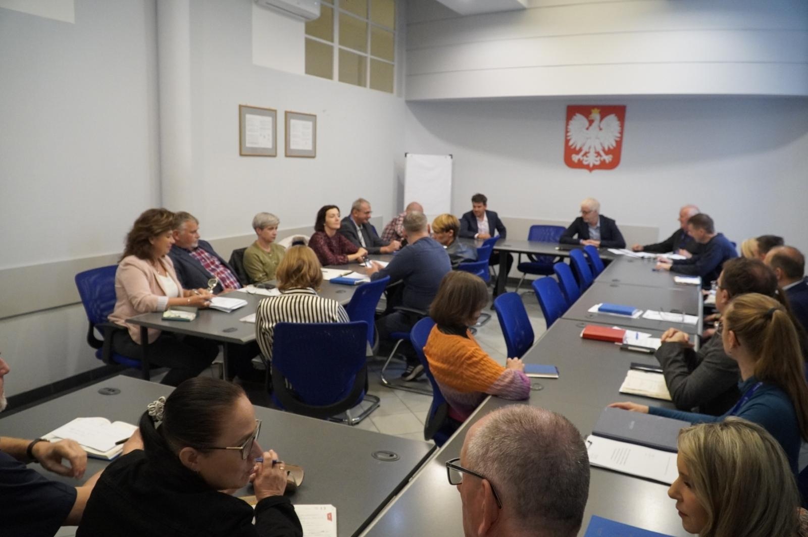 Zdjęcie w galerii na portalu naszraciborz.pl: Miejskie służby w stanie gotowości. Prezydent zwołał zespół kryzysowy wiadomości z regionu