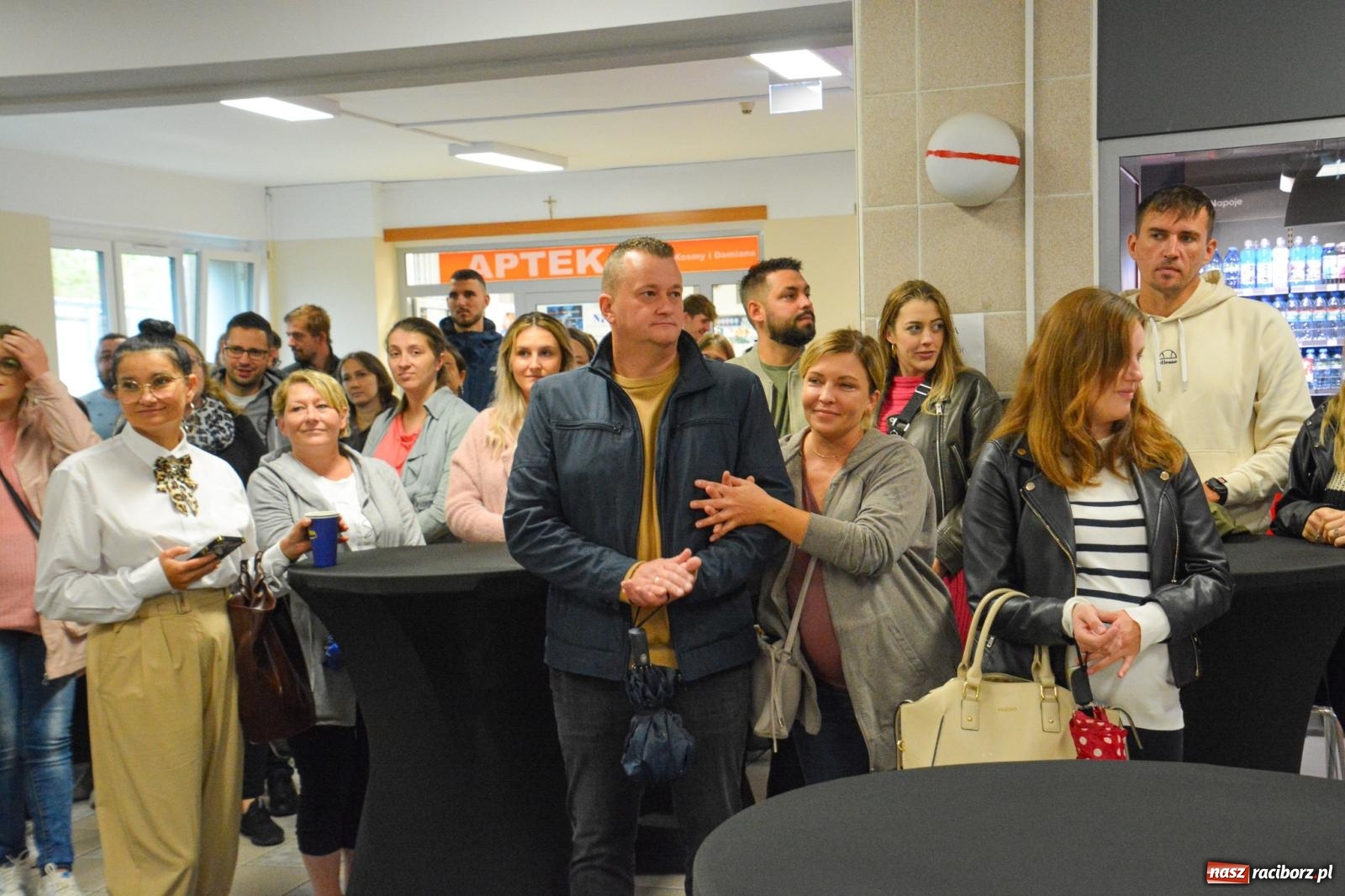 Zdjęcie w galerii na portalu naszraciborz.pl: Tłumy na Dniu Otwartym raciborskiej porodówki wiadomości z regionu