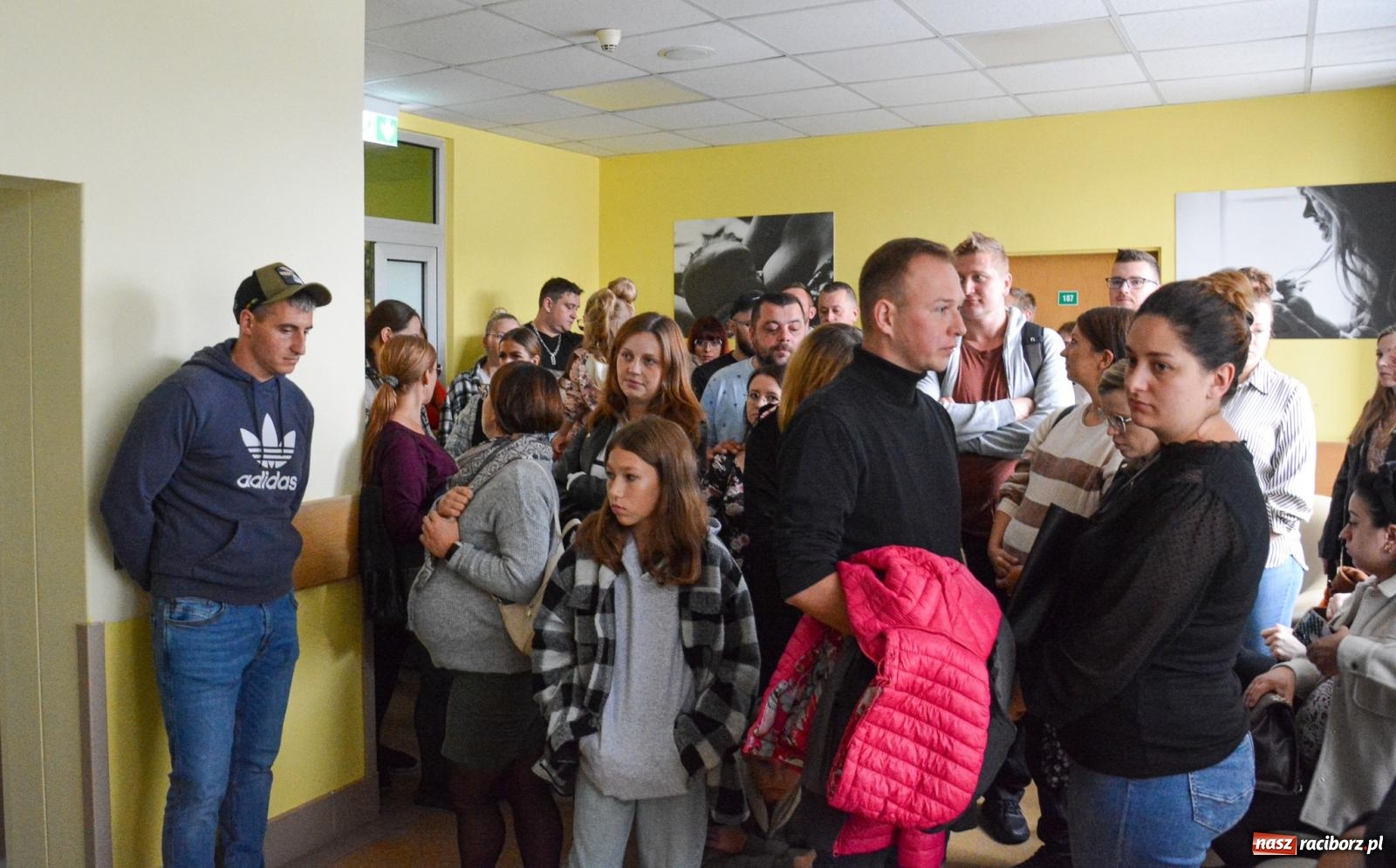 Zdjęcie w galerii na portalu naszraciborz.pl: Tłumy na Dniu Otwartym raciborskiej porodówki wiadomości z regionu