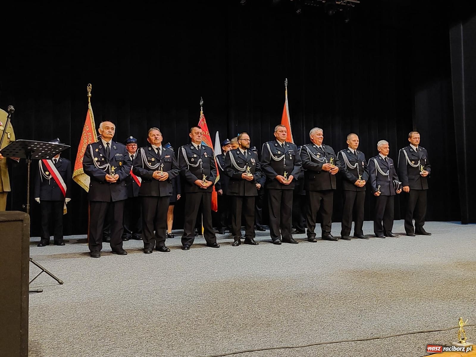 Zdjęcie w galerii na portalu naszraciborz.pl: 120-lecie Ochotniczej Straży Pożarnej w Kuźni Raciborskiej wiadomości z regionu