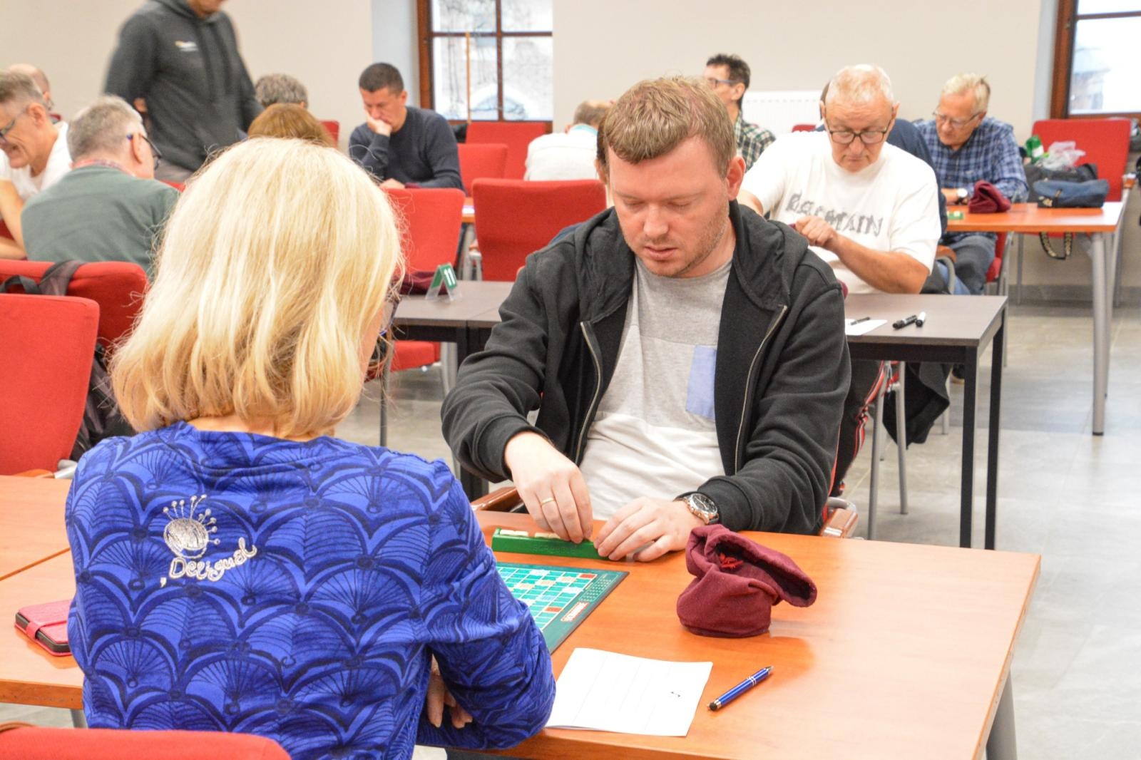 Zdjęcie w galerii na portalu naszraciborz.pl: Na zamku trwają XV Ogólnopolskie Mistrzostwa Raciborza w Scrabble wiadomości z regionu