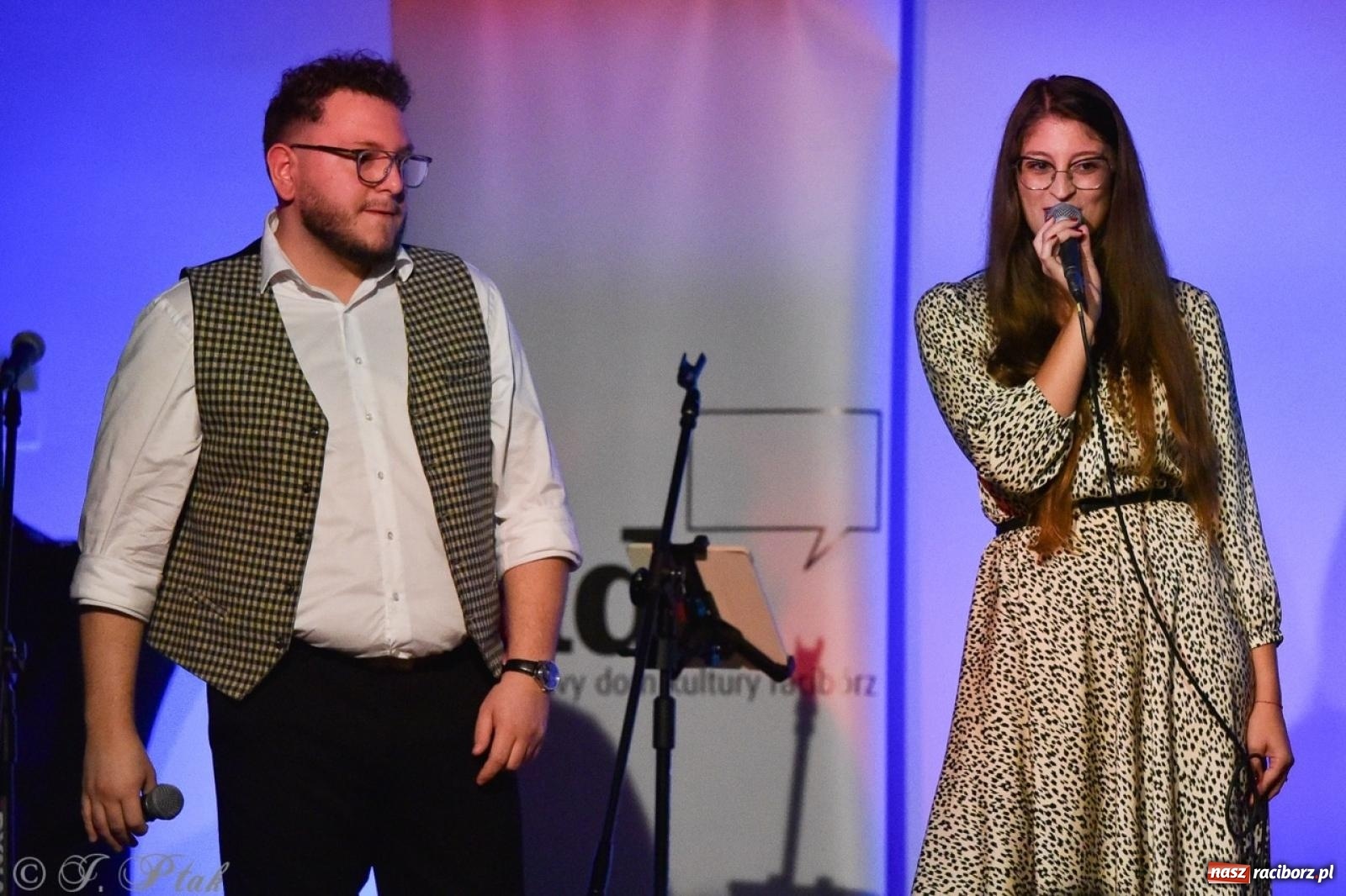 Zdjęcie w galerii na portalu naszraciborz.pl: 30-lecie zespołu Miraż w Zamku Piastowskim: Muzyczne święto w Raciborzu wiadomości z regionu