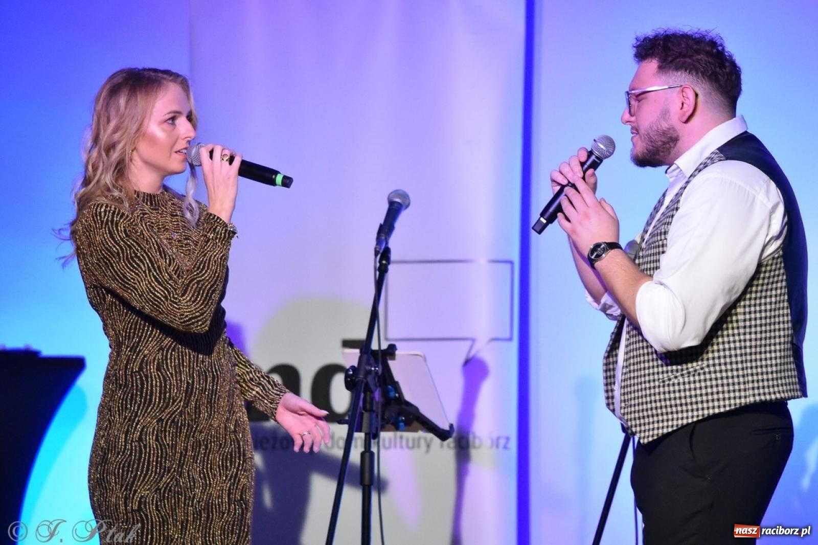 Zdjęcie w galerii na portalu naszraciborz.pl: 30-lecie zespołu Miraż w Zamku Piastowskim: Muzyczne święto w Raciborzu wiadomości z regionu