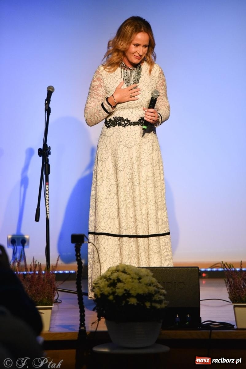 Zdjęcie w galerii na portalu naszraciborz.pl: 30-lecie zespołu Miraż w Zamku Piastowskim: Muzyczne święto w Raciborzu wiadomości z regionu