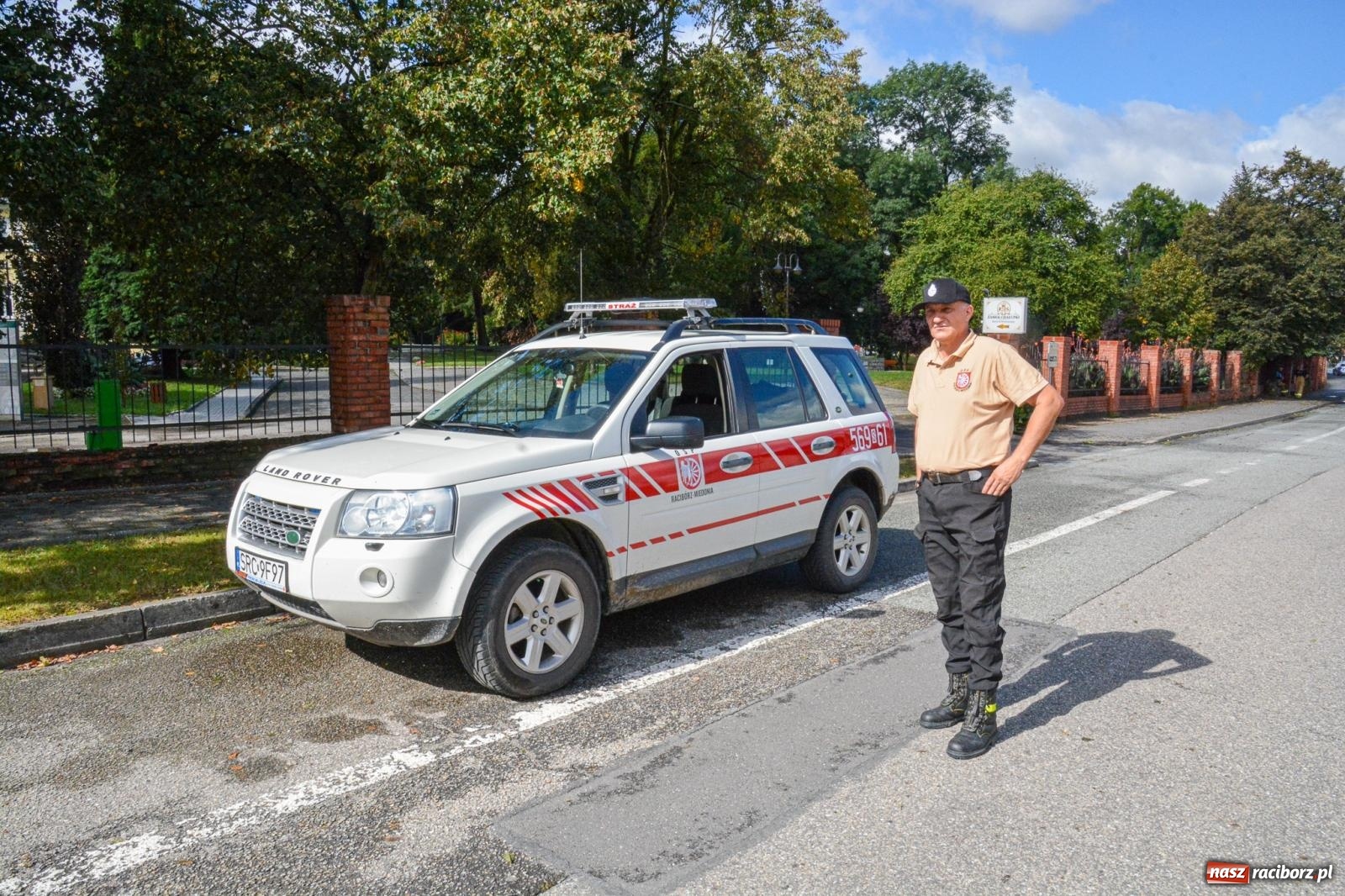 Zdjęcie w galerii na portalu naszraciborz.pl: Powódź zagraża Chałupkom i Boguminowi – ewakuacja mieszkańców i intensywna akcja ratunkowa [FOTO i WIDEO] wiadomości z regionu