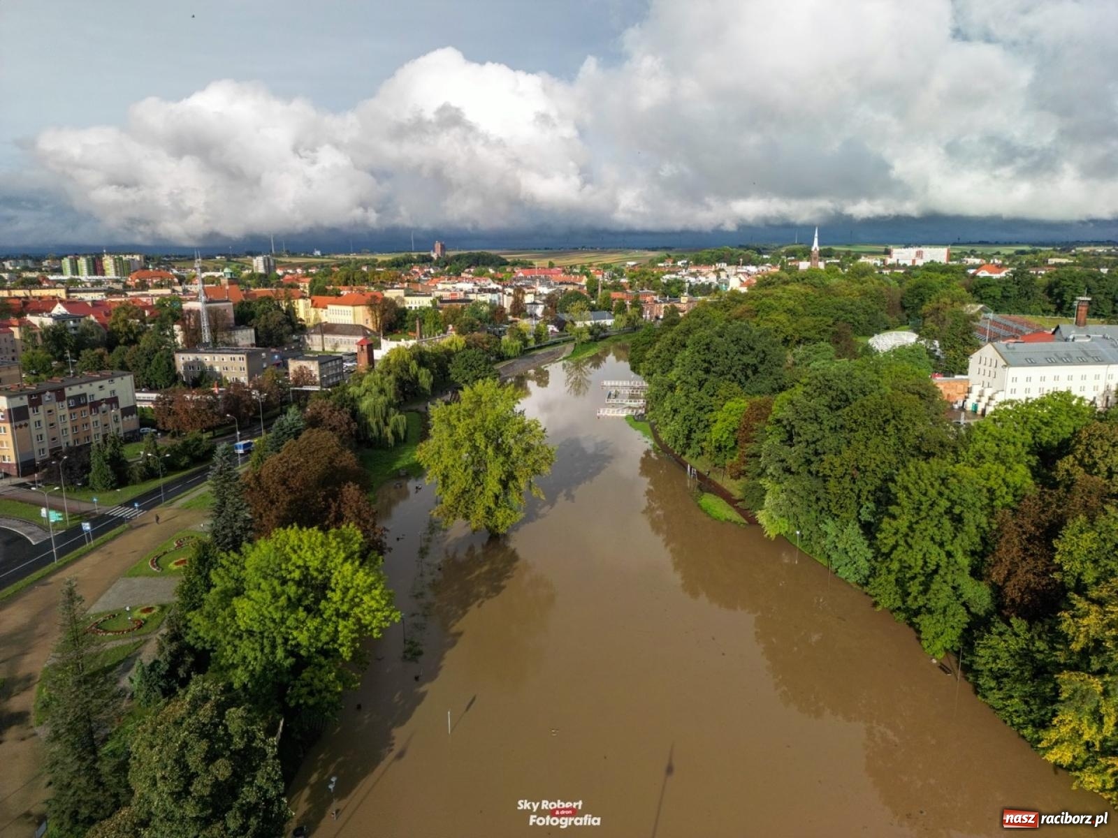 Zdjęcie w galerii na portalu naszraciborz.pl: Niż Borys ominął Racibórz bez poważnych strat [FOTO i WIDEO] wiadomości z regionu