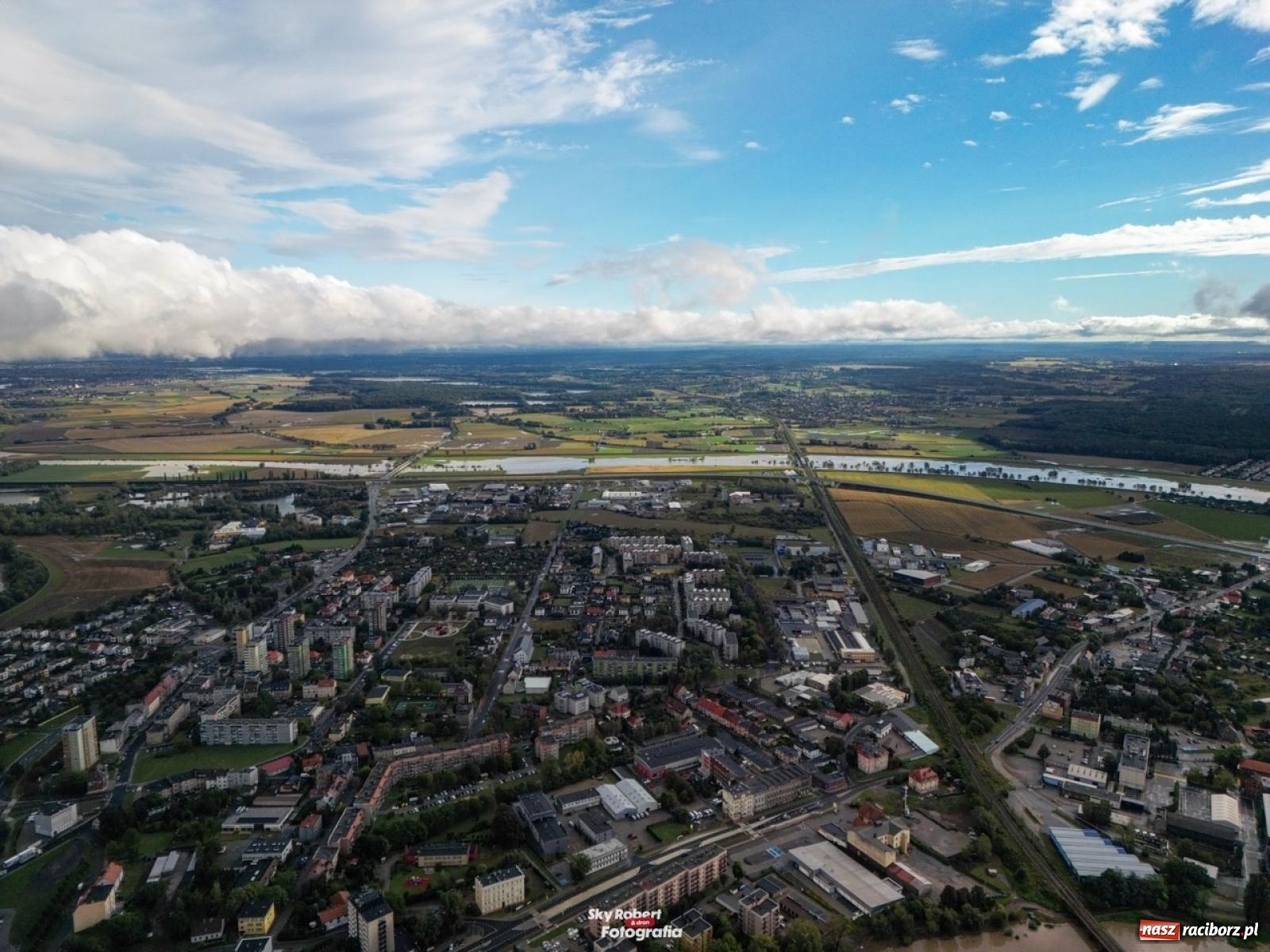 Zdjęcie w galerii na portalu naszraciborz.pl: Niż Borys ominął Racibórz bez poważnych strat [FOTO i WIDEO] wiadomości z regionu
