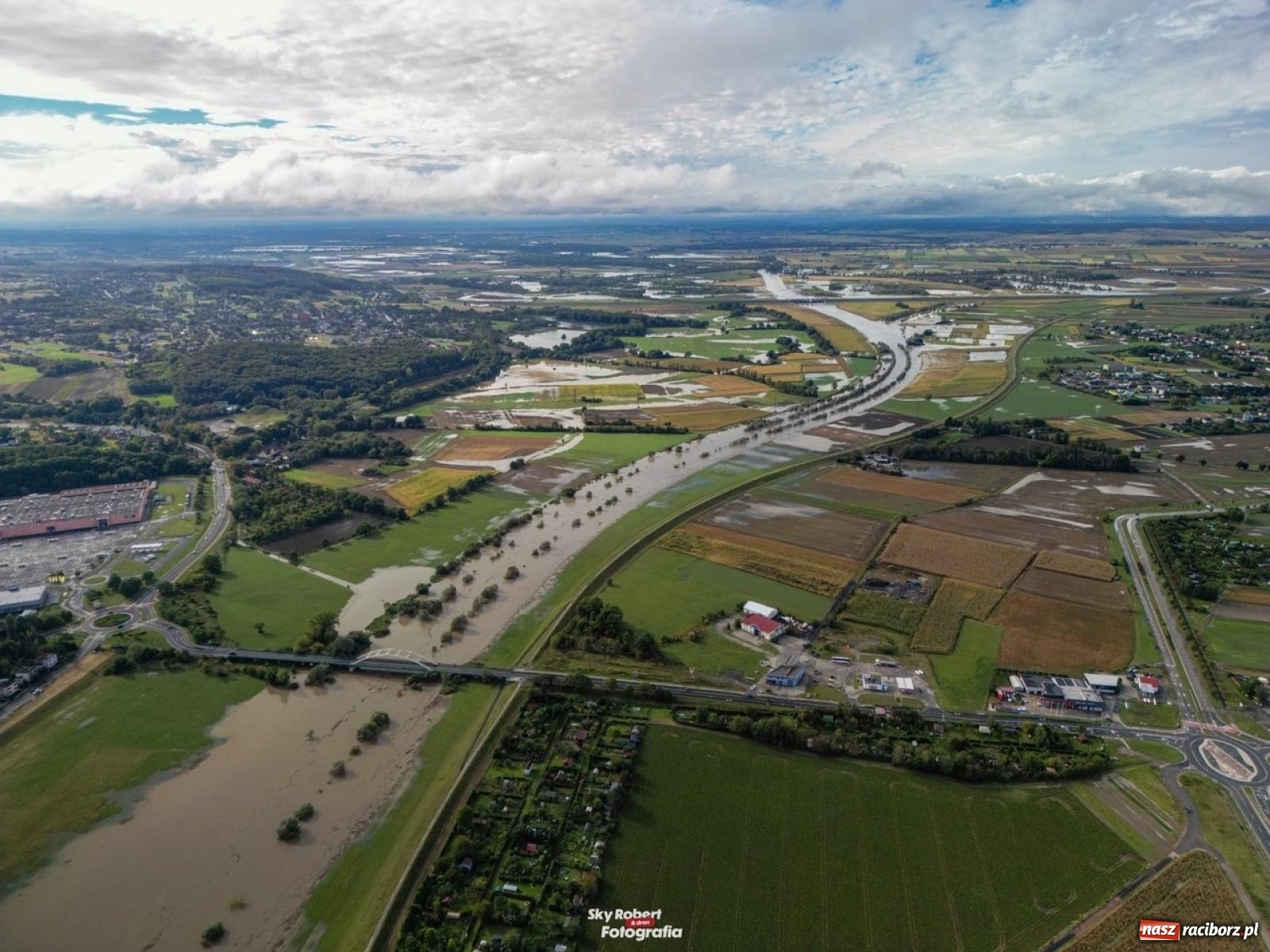 Zdjęcie w galerii na portalu naszraciborz.pl: Niż Borys ominął Racibórz bez poważnych strat [FOTO i WIDEO] wiadomości z regionu