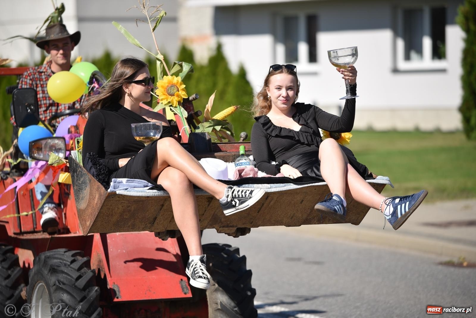 Zdjęcie w galerii na portalu naszraciborz.pl: Dożynki w Pawłowie [FOTO i WIDEO] wiadomości z regionu
