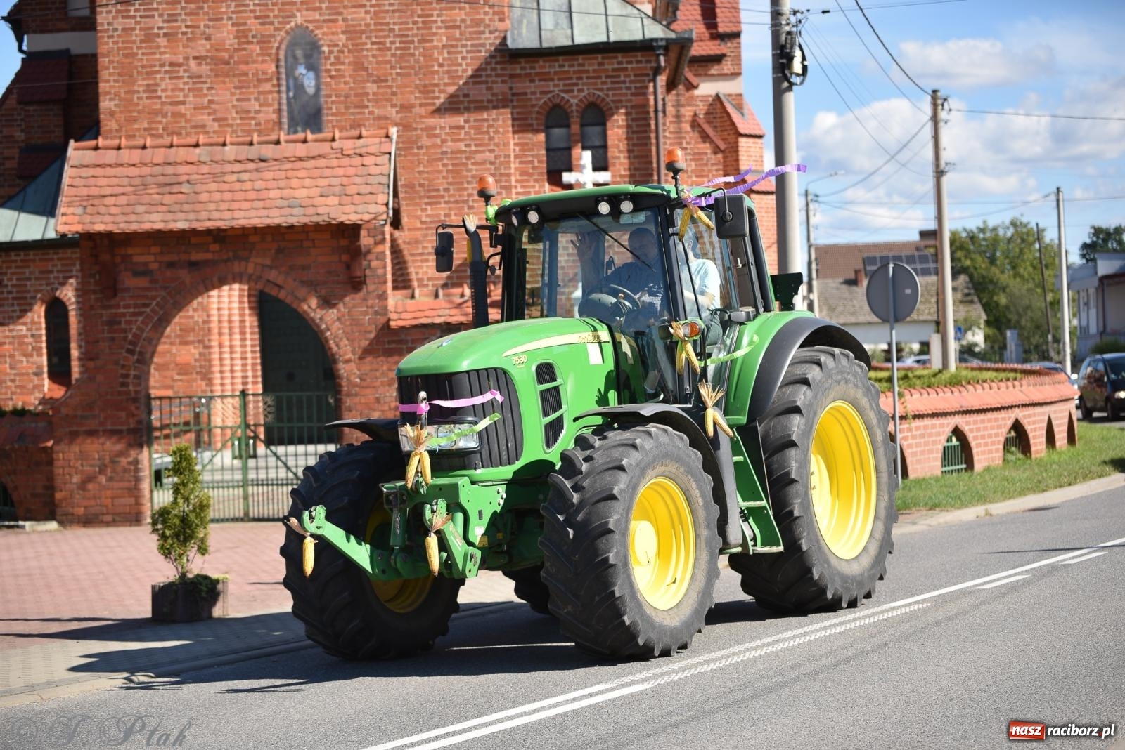 Zdjęcie w galerii na portalu naszraciborz.pl: Dożynki w Pawłowie [FOTO i WIDEO] wiadomości z regionu