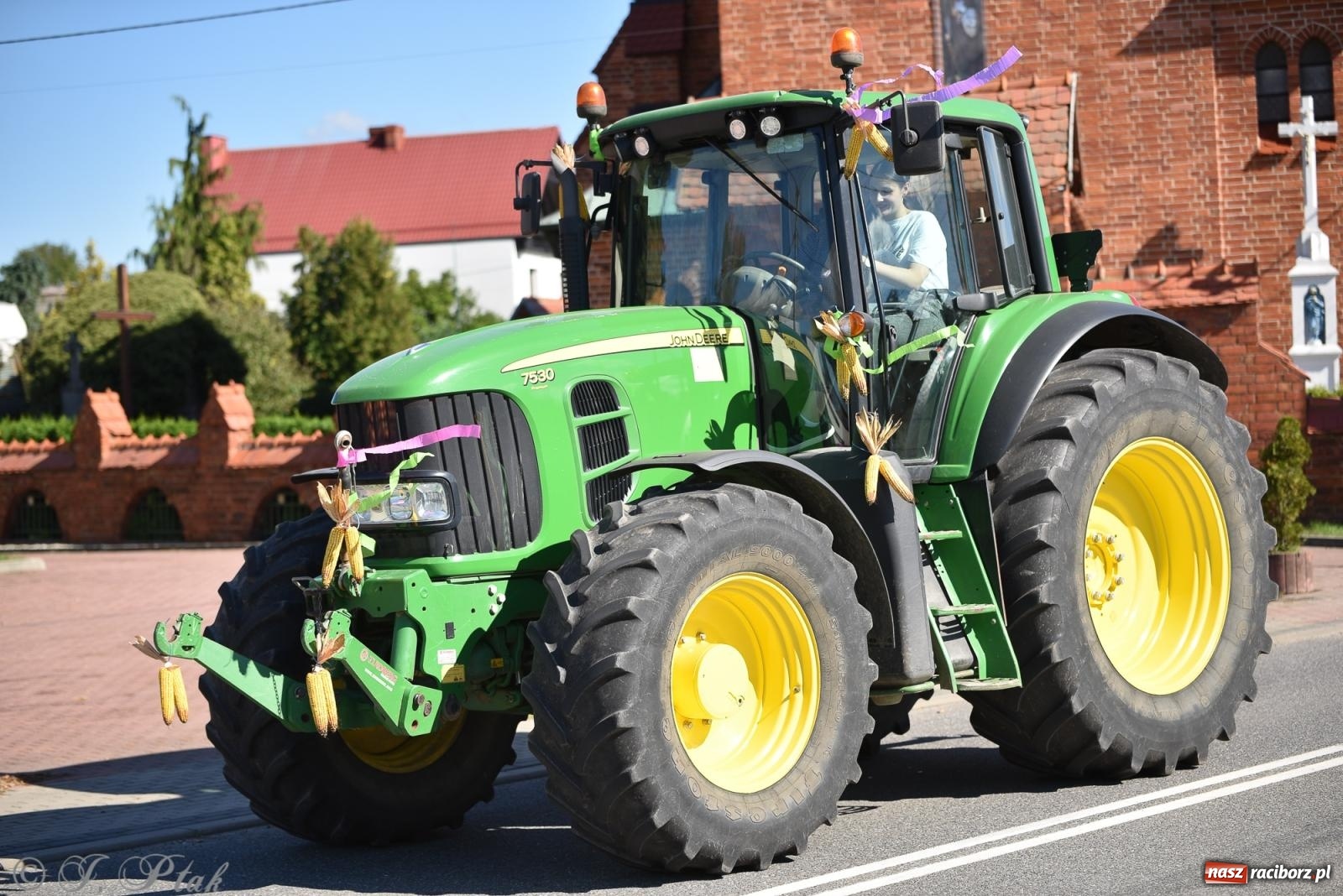 Zdjęcie w galerii na portalu naszraciborz.pl: Dożynki w Pawłowie [FOTO i WIDEO] wiadomości z regionu