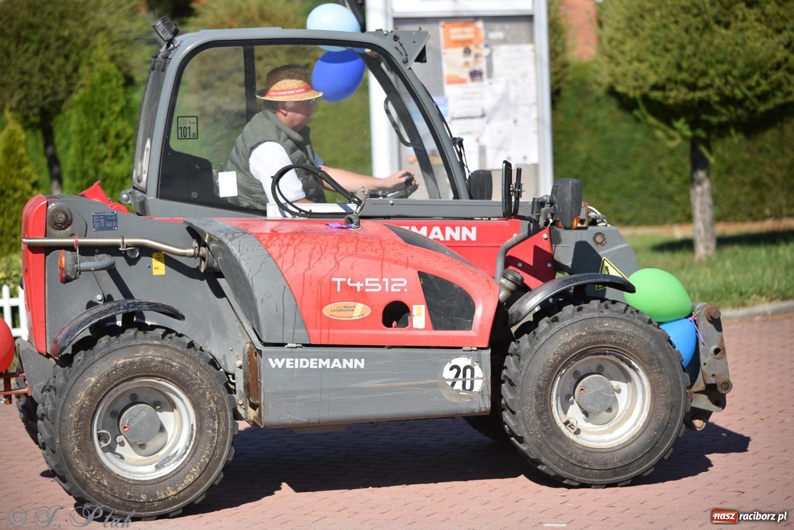 Zdjęcie w galerii na portalu naszraciborz.pl: Dożynki w Pawłowie [FOTO i WIDEO] wiadomości z regionu