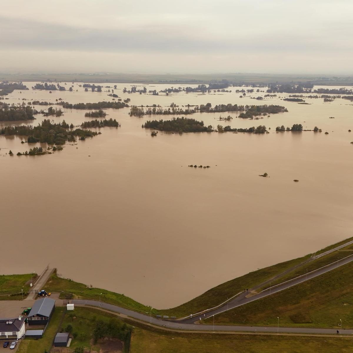 Zdjęcie w galerii na portalu naszraciborz.pl: Zbiornik Racibórz wypełniony w ponad 40 proc. Polder Buków w całości [FOTO i WIDEO] wiadomości z regionu