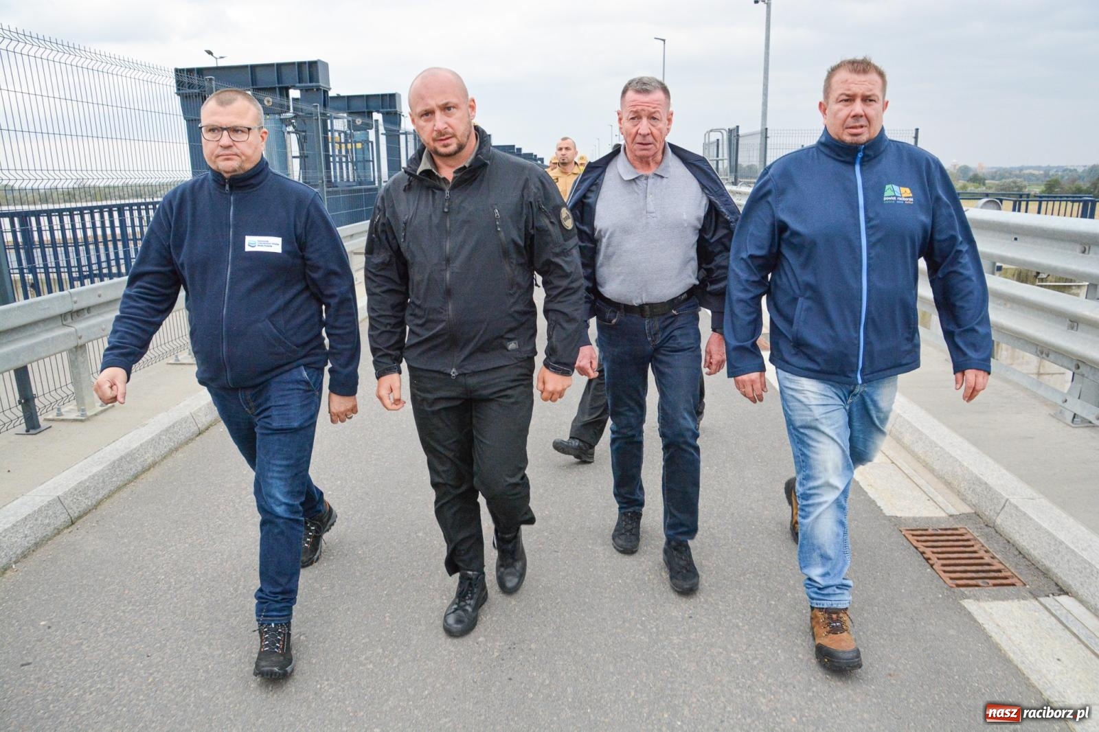 Zdjęcie w galerii na portalu naszraciborz.pl: Szef Biura Bezpieczeństwa Narodowego Kancelarii Prezydenta RP wizytował zbiornik Racibórz wiadomości z regionu