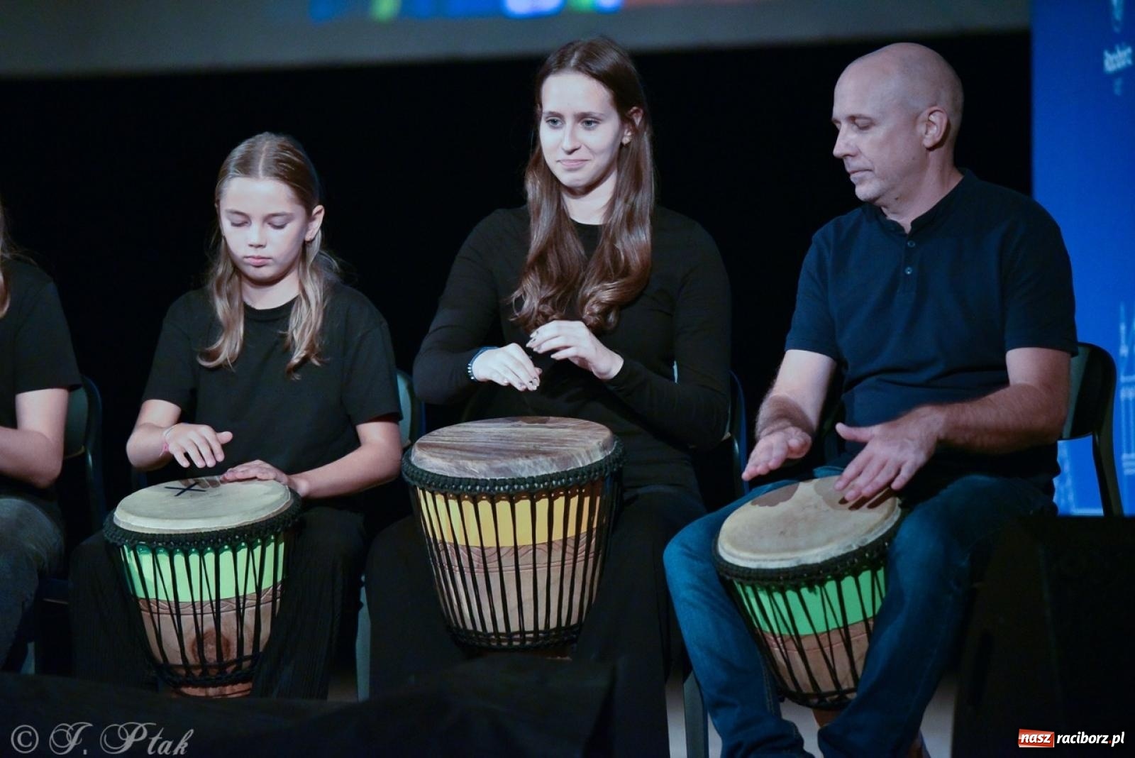 Zdjęcie w galerii na portalu naszraciborz.pl: Ponad dwustu uhonorowanych. Wręczono raciborskie stypendia za wyniki w nauce [FOTO] wiadomości z regionu