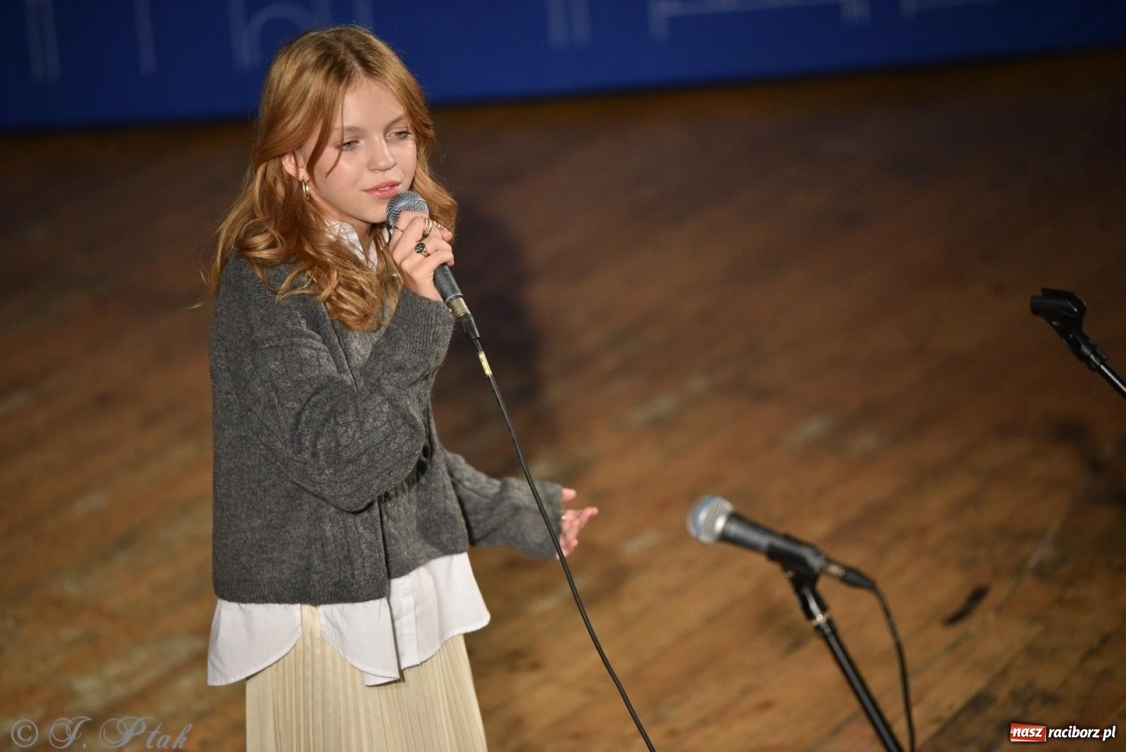 Zdjęcie w galerii na portalu naszraciborz.pl: Ponad dwustu uhonorowanych. Wręczono raciborskie stypendia za wyniki w nauce [FOTO] wiadomości z regionu