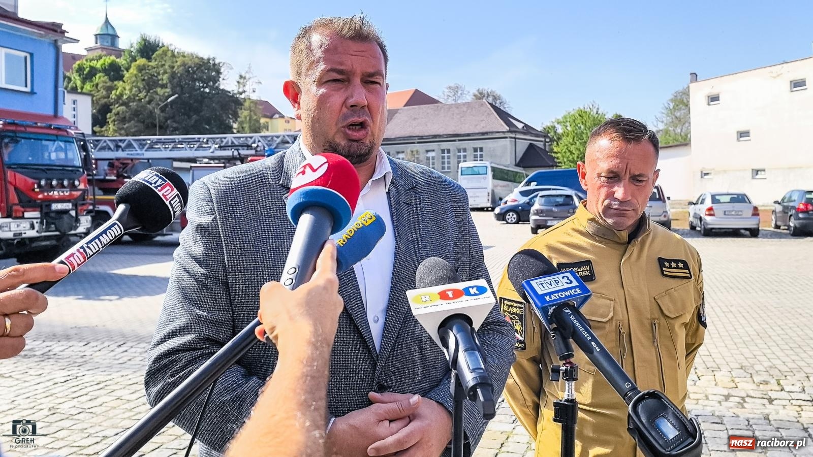 Zdjęcie w galerii na portalu naszraciborz.pl: Starosta i komendant uspokajają. Sytuacja w powiecie jest stabilna, nie ma mowy o ewakuacji [WIDEO] wiadomości z regionu