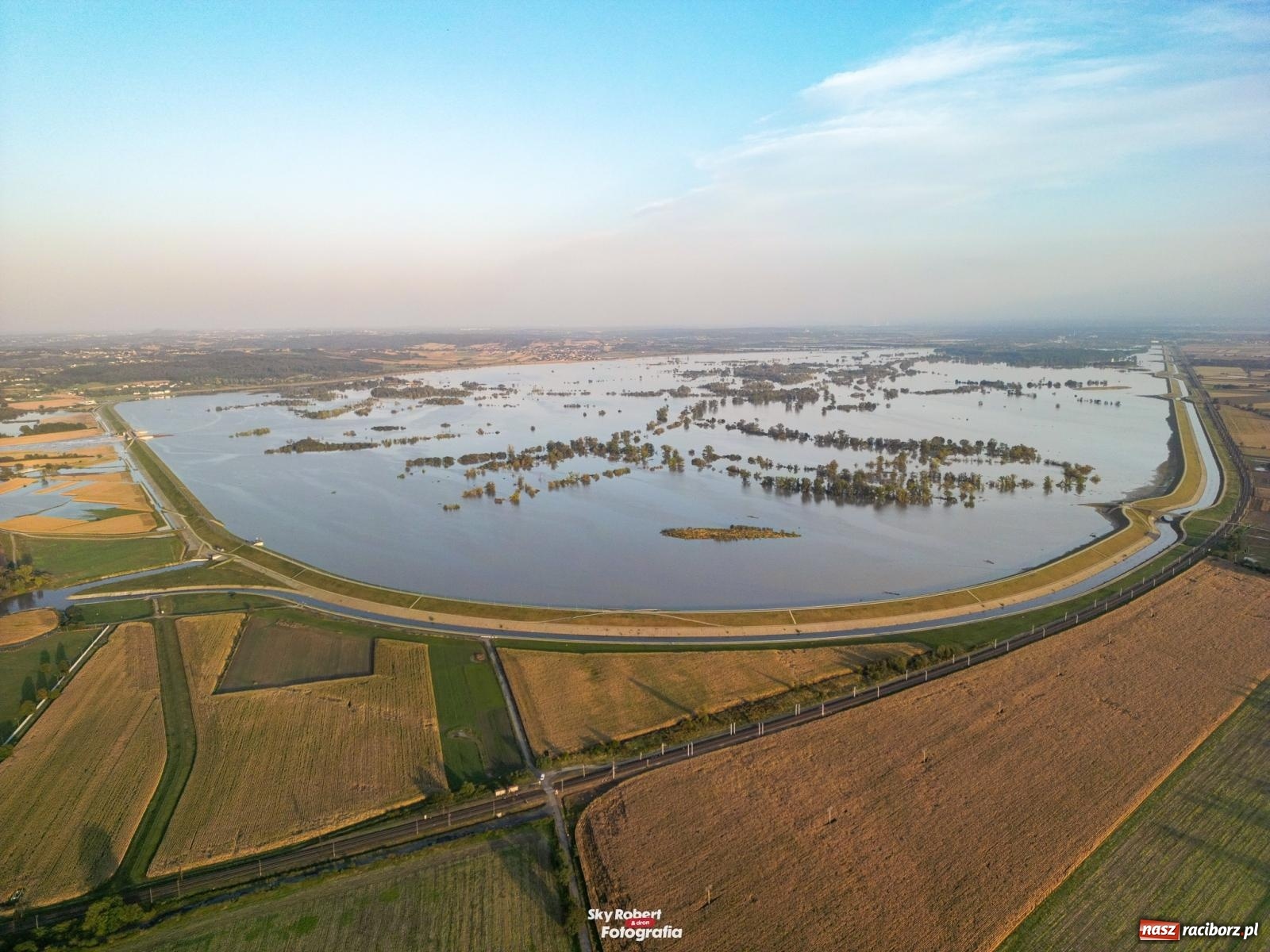 Zdjęcie w galerii na portalu naszraciborz.pl: Prezydent Raciborza obawia się ataku terrorystycznego albo uszkodzenia zapory zbiornika wiadomości z regionu