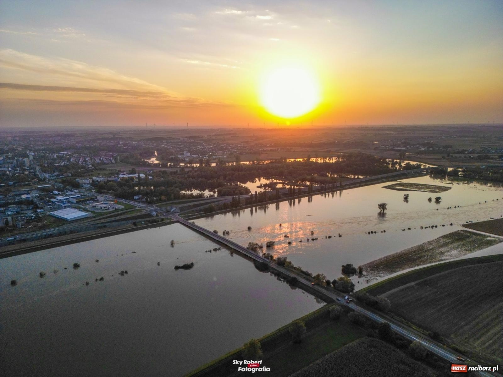 Zdjęcie w galerii na portalu naszraciborz.pl: Prezydent Raciborza obawia się ataku terrorystycznego albo uszkodzenia zapory zbiornika wiadomości z regionu