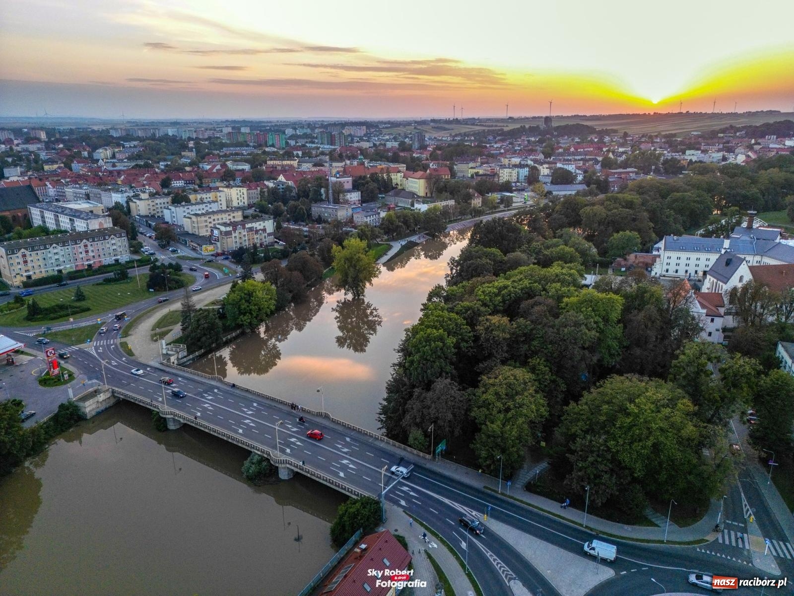 Zdjęcie w galerii na portalu naszraciborz.pl: Prezydent Raciborza obawia się ataku terrorystycznego albo uszkodzenia zapory zbiornika wiadomości z regionu