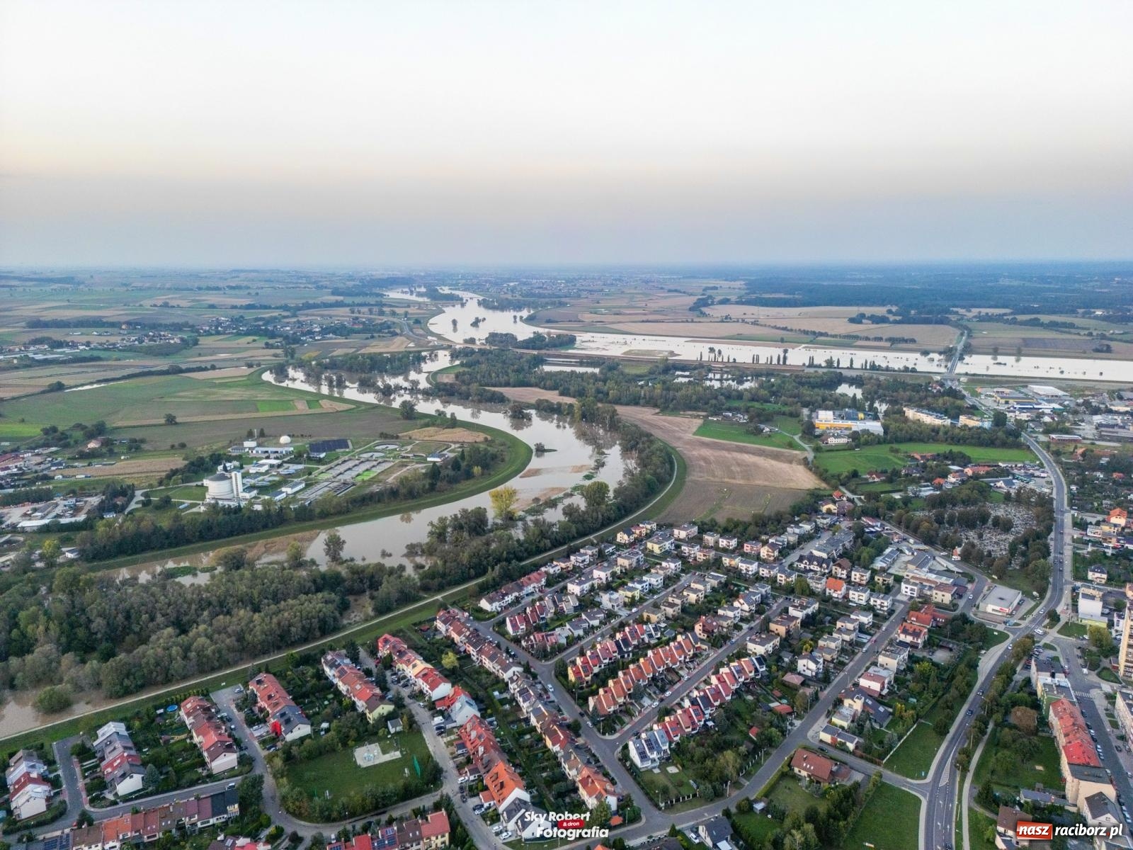 Zdjęcie w galerii na portalu naszraciborz.pl: Prezydent Raciborza obawia się ataku terrorystycznego albo uszkodzenia zapory zbiornika wiadomości z regionu