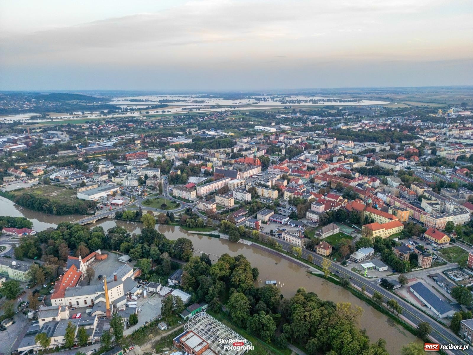 Zdjęcie w galerii na portalu naszraciborz.pl: Prezydent Raciborza obawia się ataku terrorystycznego albo uszkodzenia zapory zbiornika wiadomości z regionu
