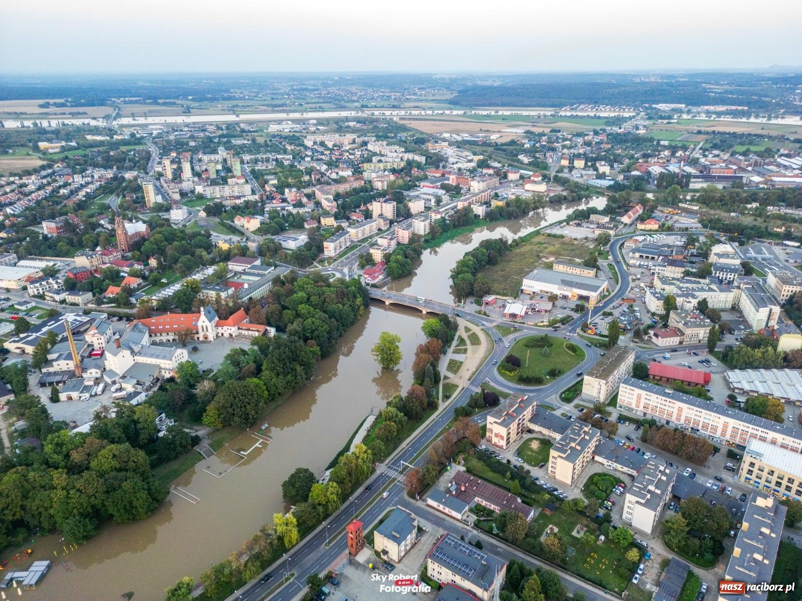 Zdjęcie w galerii na portalu naszraciborz.pl: Prezydent Raciborza obawia się ataku terrorystycznego albo uszkodzenia zapory zbiornika wiadomości z regionu