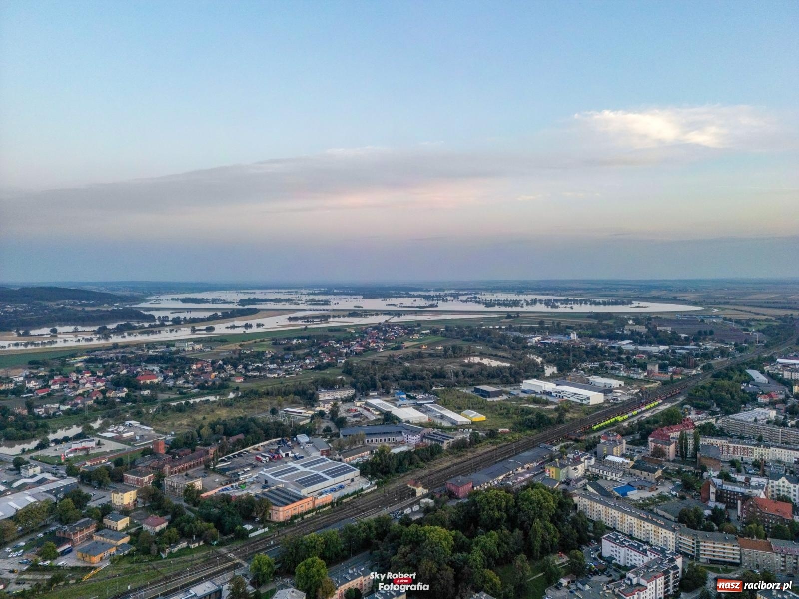 Zdjęcie w galerii na portalu naszraciborz.pl: Prezydent Raciborza obawia się ataku terrorystycznego albo uszkodzenia zapory zbiornika wiadomości z regionu