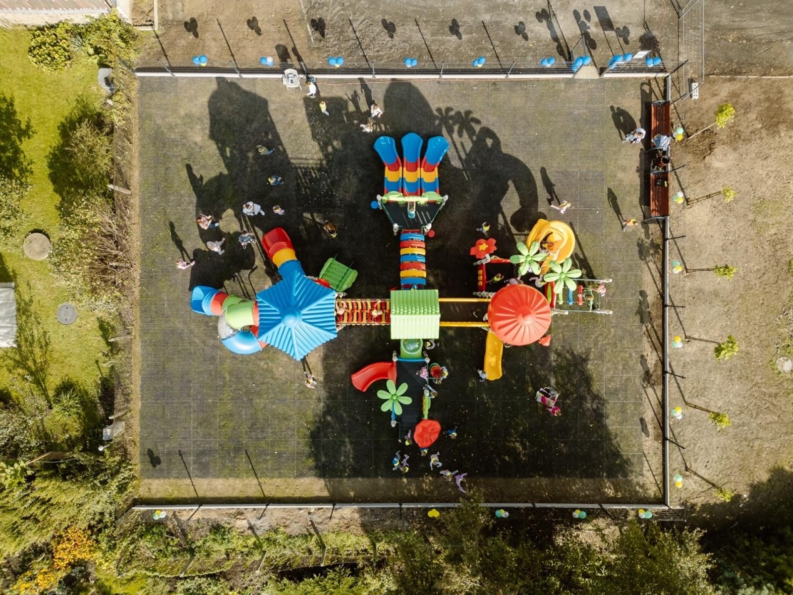 Zdjęcie w galerii na portalu naszraciborz.pl: Zjeżdżalnie, wieże i pomosty. Pietrowice Wielkie mają super plac zabaw [FOTO i WIDEO] wiadomości z regionu