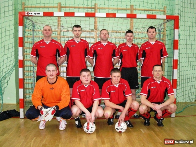 Zdjęcie w galerii na portalu naszraciborz.pl: Turniej mundurowych w hali OSiR wiadomości z regionu