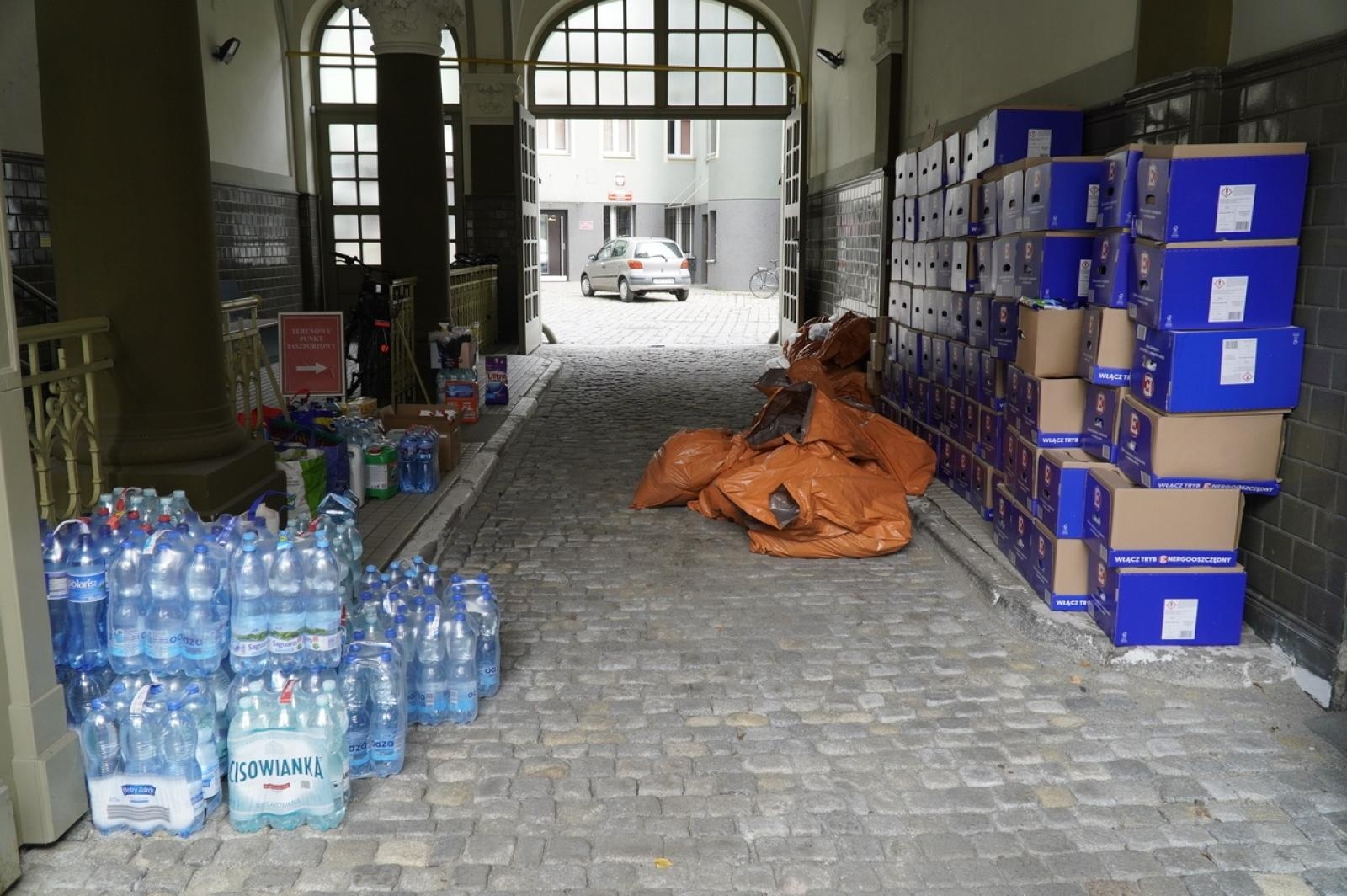 Zdjęcie w galerii na portalu naszraciborz.pl: Pierwsze dary dla powodzian wyruszą do poszkodowanych miast wiadomości z regionu