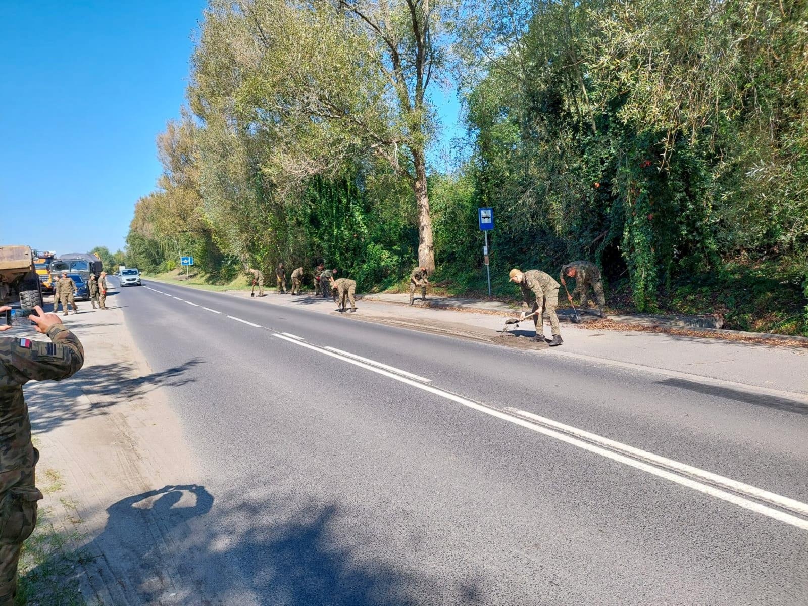 Zdjęcie w galerii na portalu naszraciborz.pl: Jednostki OSP w powiecie raciborskim otrzymały agregaty prądotwórcze wiadomości z regionu