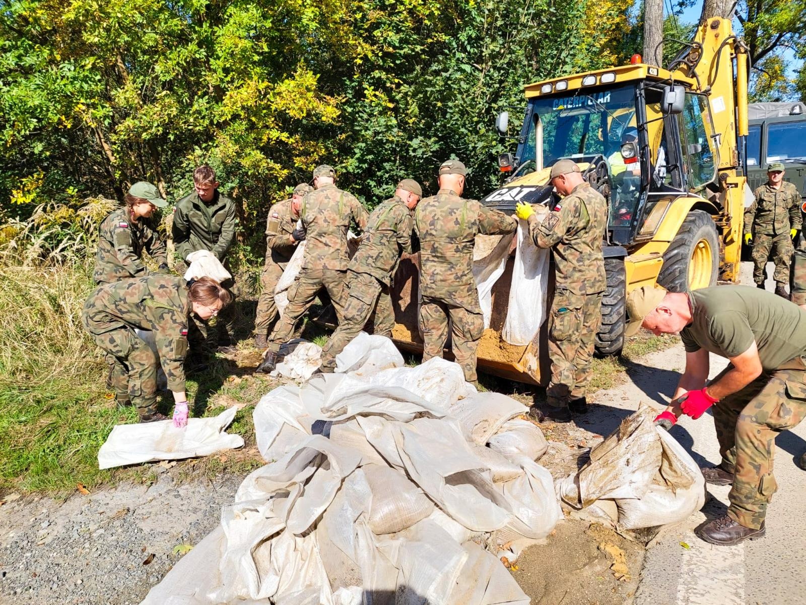 Zdjęcie w galerii na portalu naszraciborz.pl: Jednostki OSP w powiecie raciborskim otrzymały agregaty prądotwórcze wiadomości z regionu
