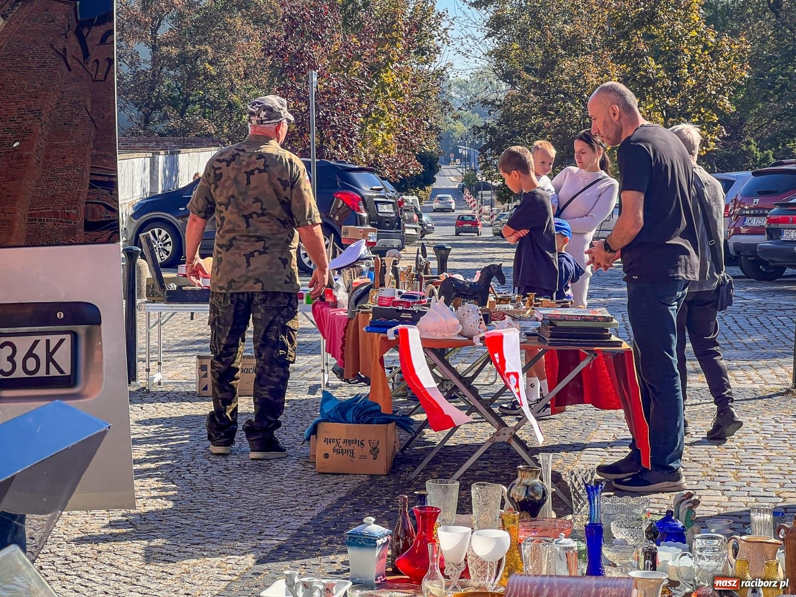 Zdjęcie w galerii na portalu naszraciborz.pl: Ciekawostki z raciborskiego targu staroci wiadomości z regionu