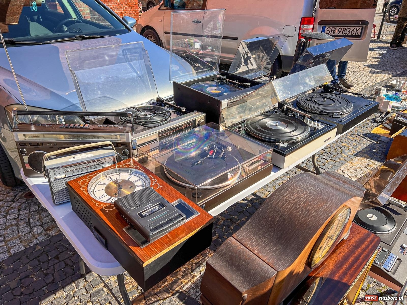 Zdjęcie w galerii na portalu naszraciborz.pl: Ciekawostki z raciborskiego targu staroci wiadomości z regionu