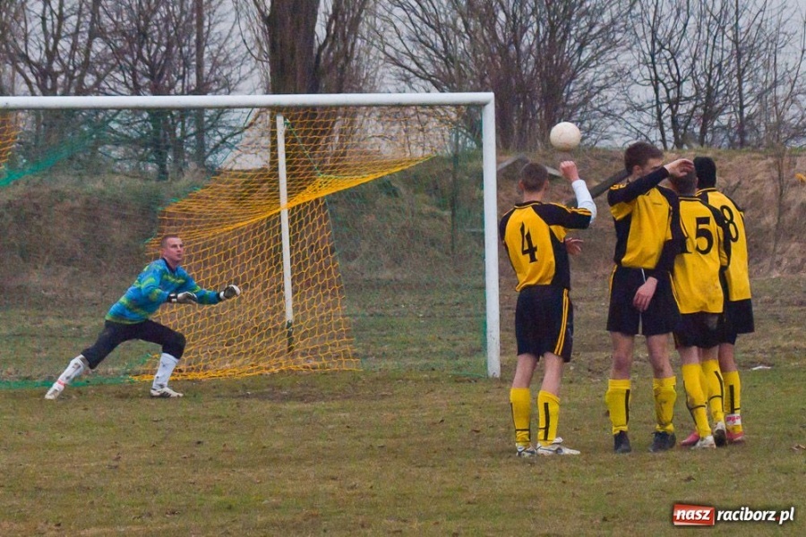 Zdjęcie w galerii na portalu naszraciborz.pl: Wymęczone zwycięstwo Pietrowic wiadomości z regionu