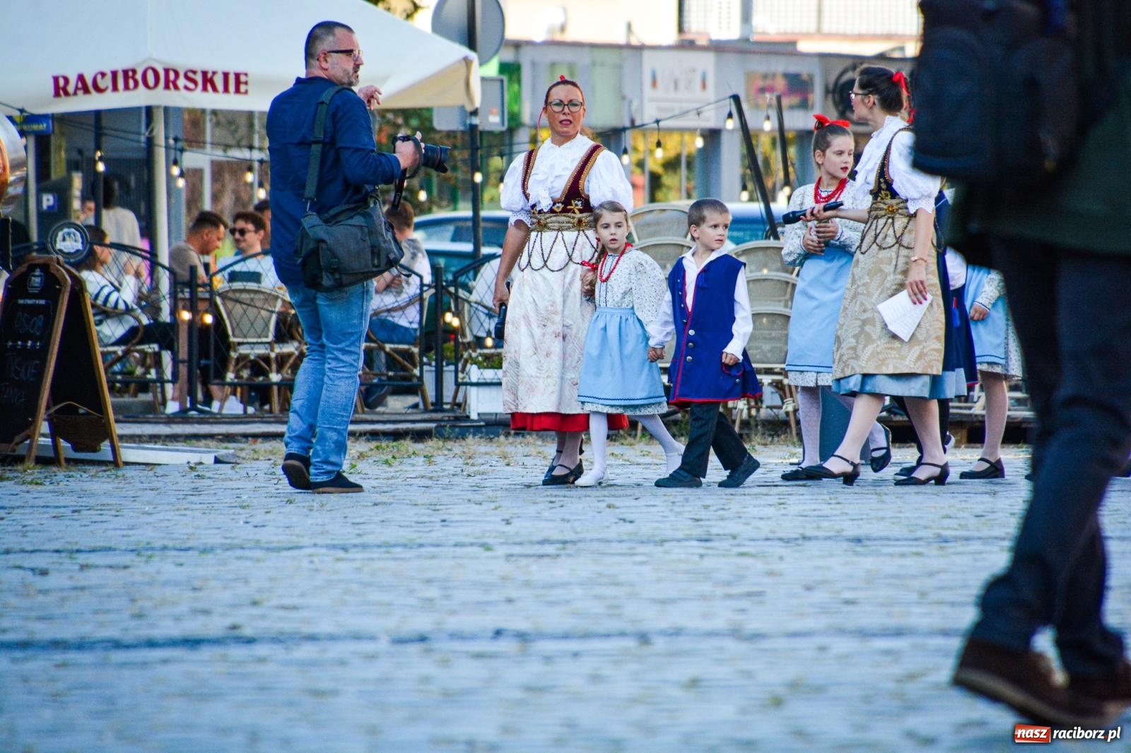 Zdjęcie w galerii na portalu naszraciborz.pl: Zespół Pieśni i Tańca Strzecha ma już 70 lat. Trwają folklorystyczne urodziny wiadomości z regionu