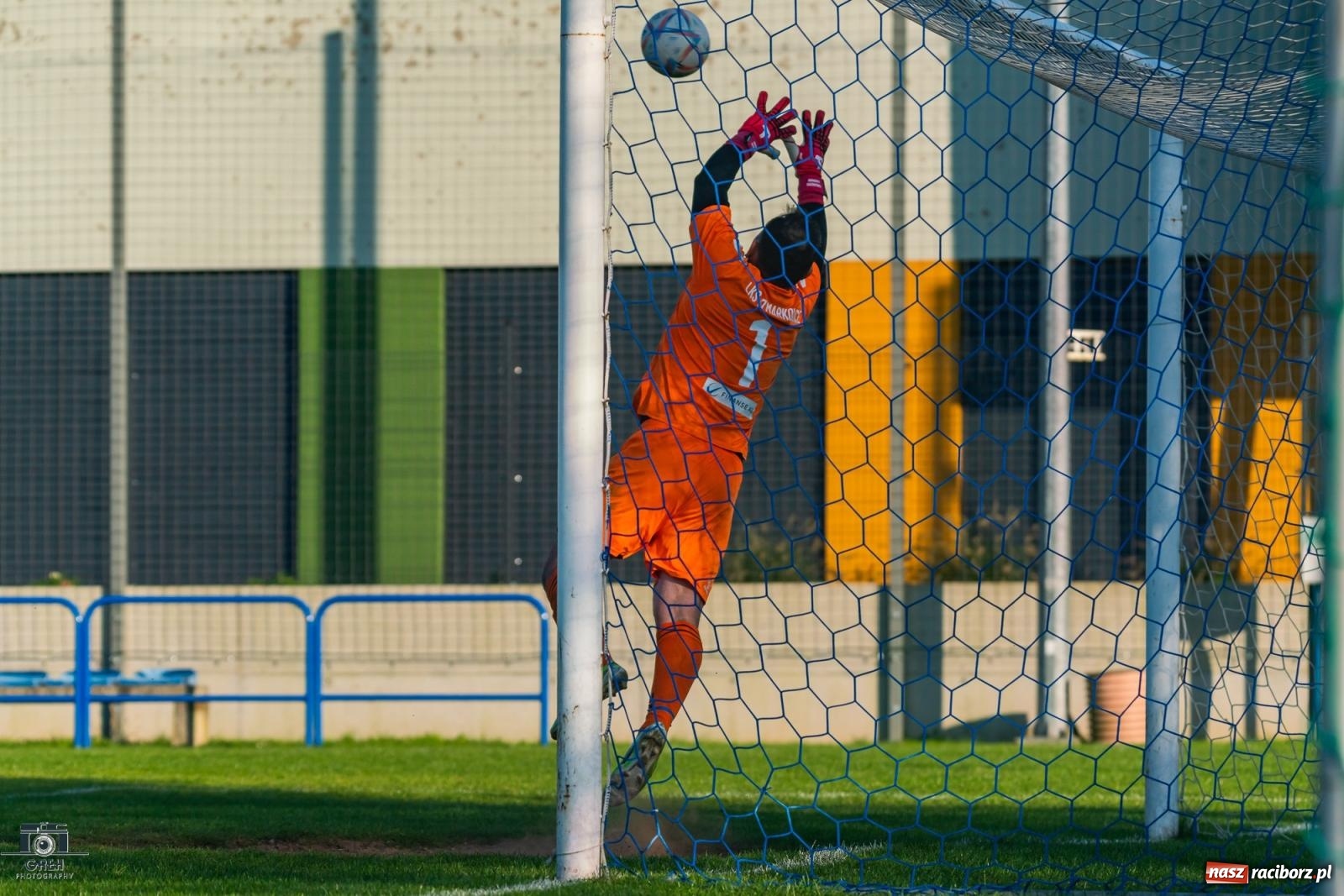 Zdjęcie w galerii na portalu naszraciborz.pl: Wyżej notowany nie zawsze zwycięża [FOTO] wiadomości z regionu