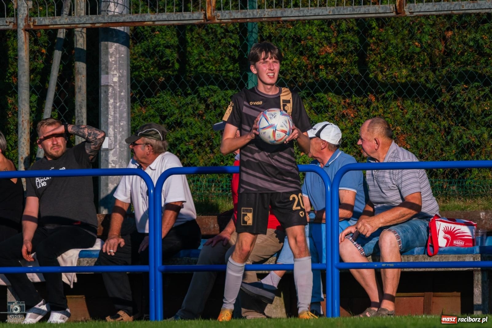 Zdjęcie w galerii na portalu naszraciborz.pl: Wyżej notowany nie zawsze zwycięża [FOTO] wiadomości z regionu