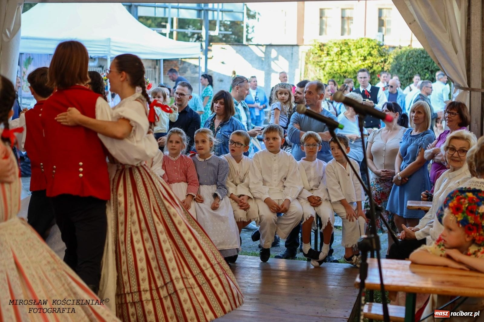 Zdjęcie w galerii na portalu naszraciborz.pl: Śląska i góralska nuta. Strzecha, Uśmiech i Trebunie Tutki wiadomości z regionu