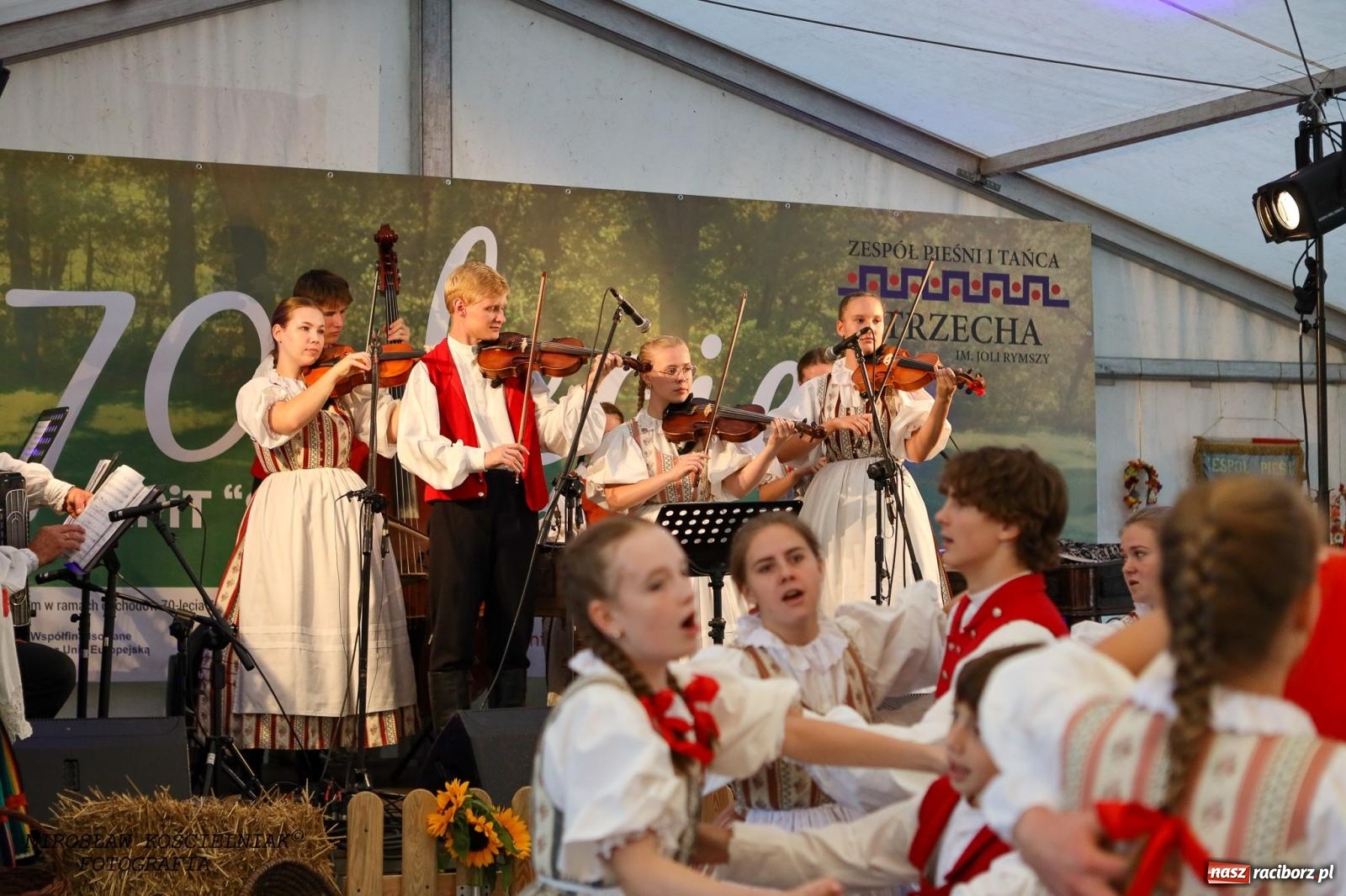 Zdjęcie w galerii na portalu naszraciborz.pl: Śląska i góralska nuta. Strzecha, Uśmiech i Trebunie Tutki wiadomości z regionu