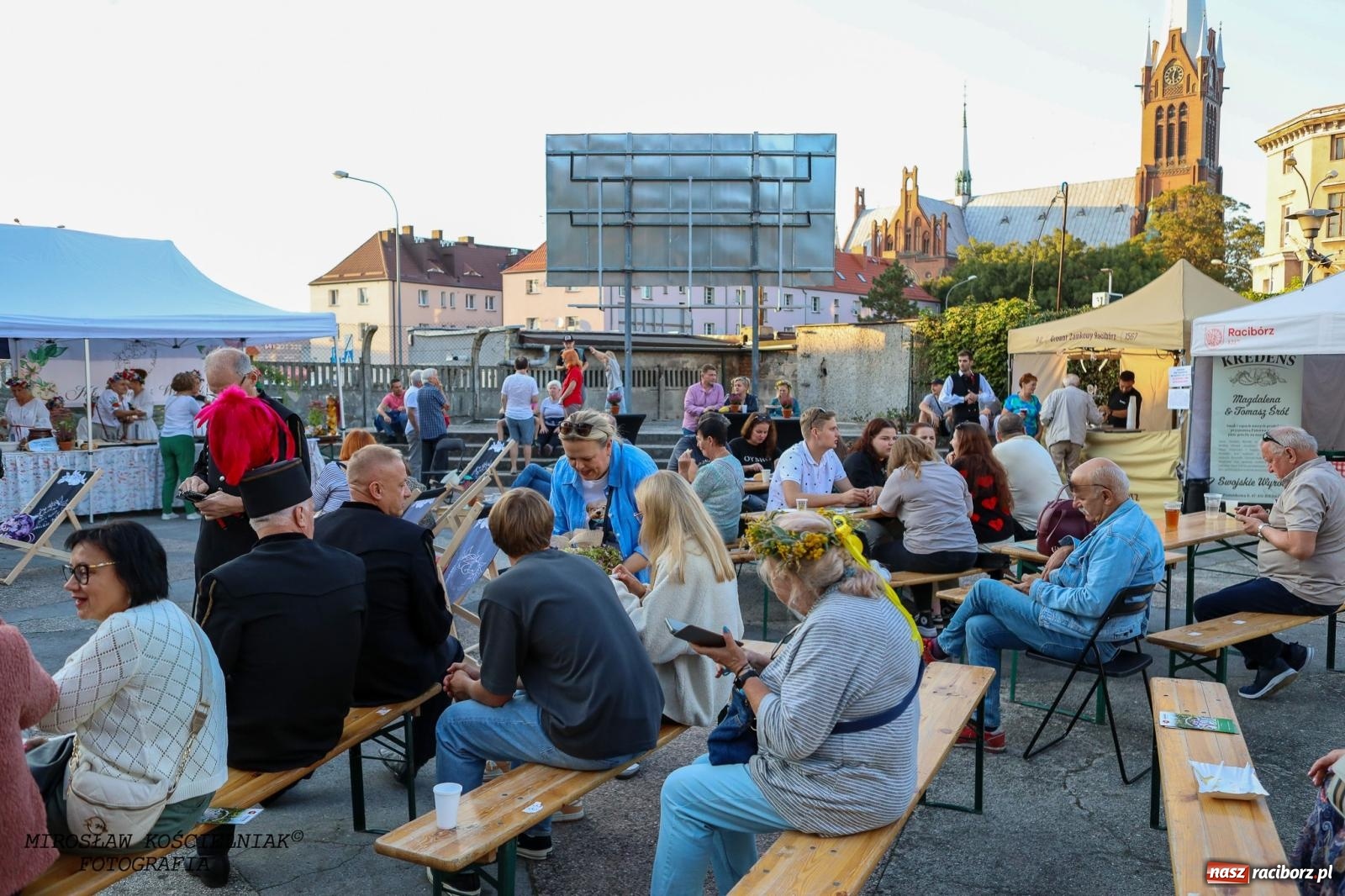 Zdjęcie w galerii na portalu naszraciborz.pl: Śląska i góralska nuta. Strzecha, Uśmiech i Trebunie Tutki wiadomości z regionu