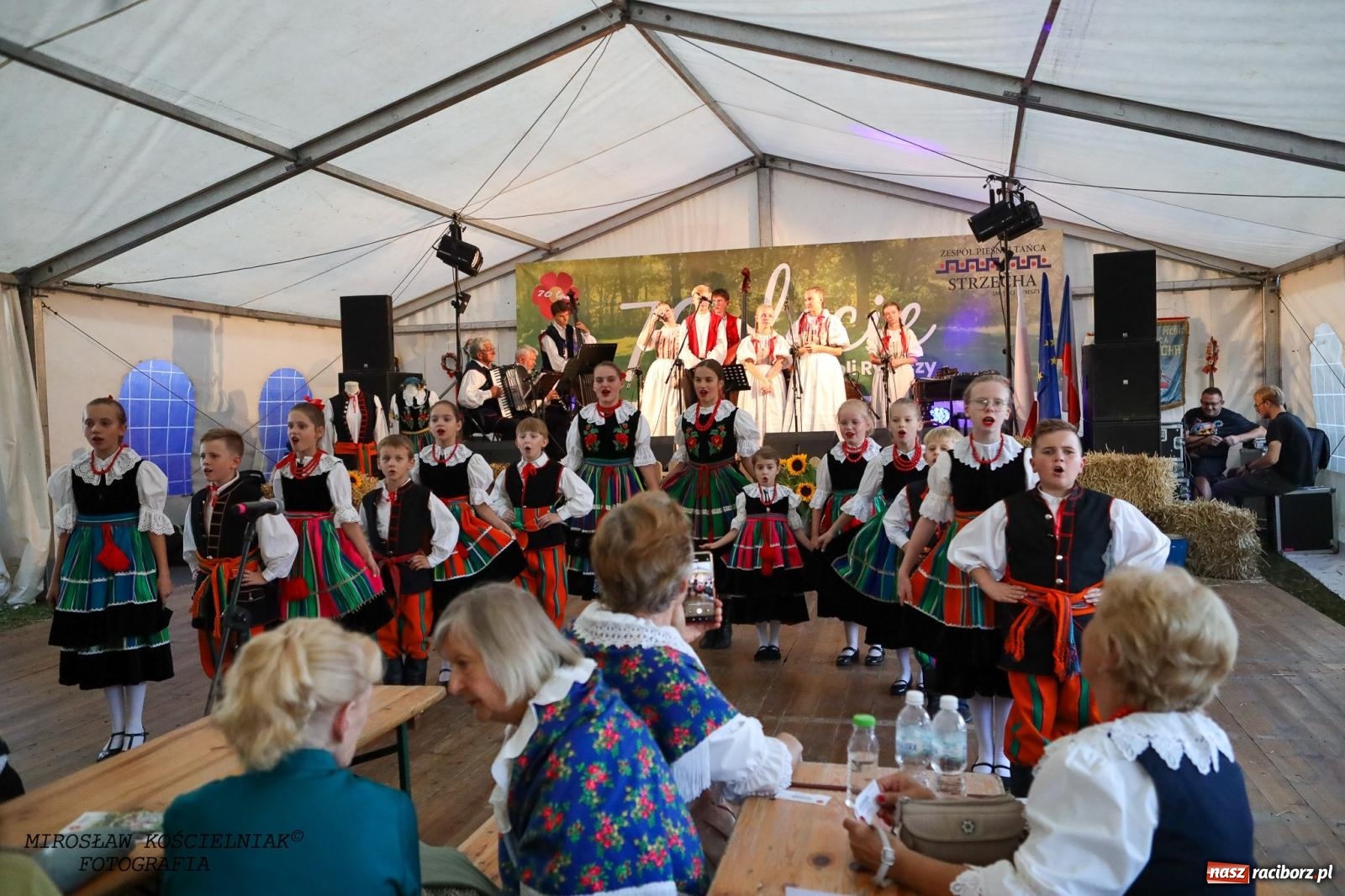 Zdjęcie w galerii na portalu naszraciborz.pl: Śląska i góralska nuta. Strzecha, Uśmiech i Trebunie Tutki wiadomości z regionu