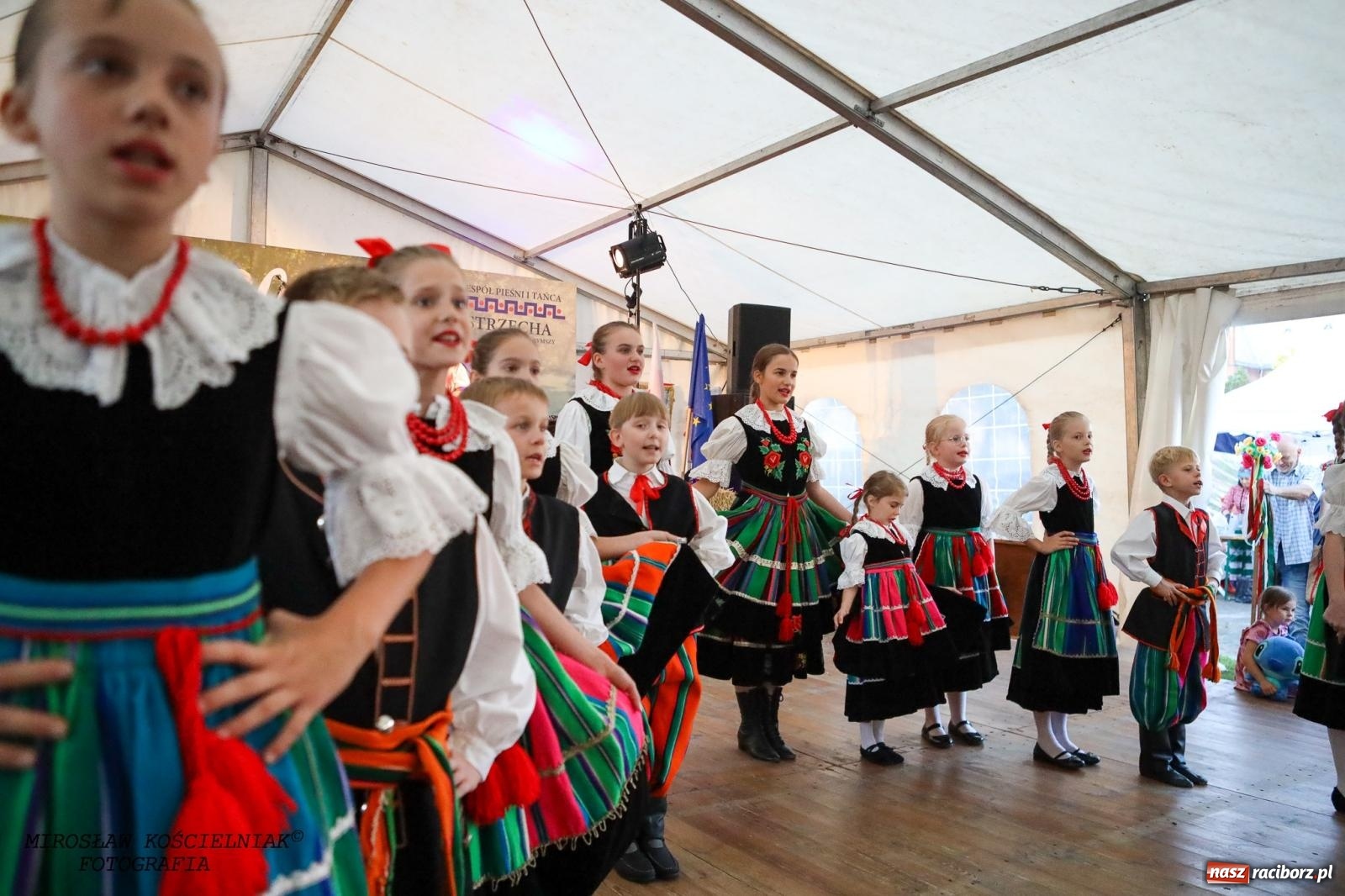 Zdjęcie w galerii na portalu naszraciborz.pl: Śląska i góralska nuta. Strzecha, Uśmiech i Trebunie Tutki wiadomości z regionu