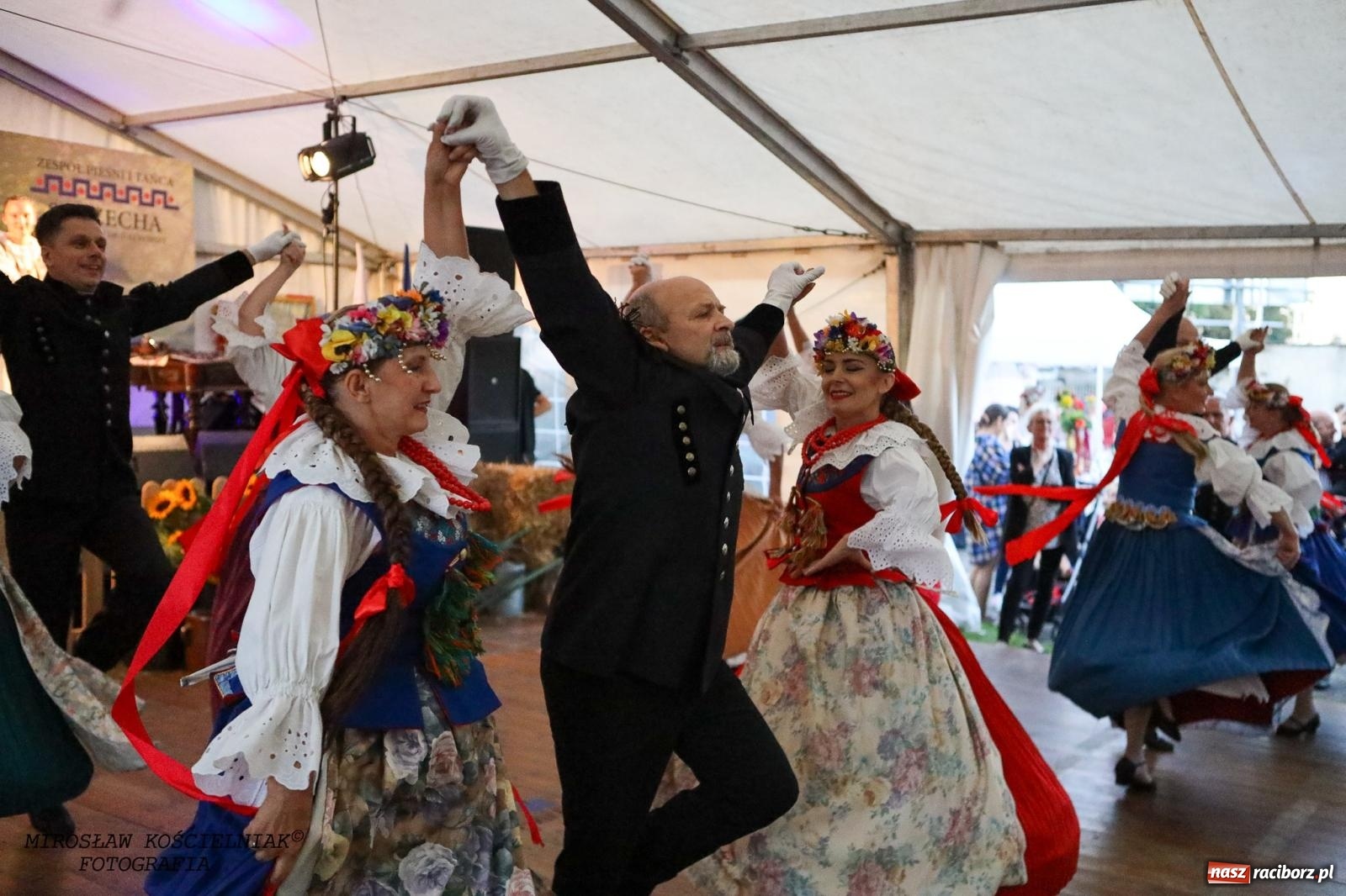 Zdjęcie w galerii na portalu naszraciborz.pl: Śląska i góralska nuta. Strzecha, Uśmiech i Trebunie Tutki wiadomości z regionu