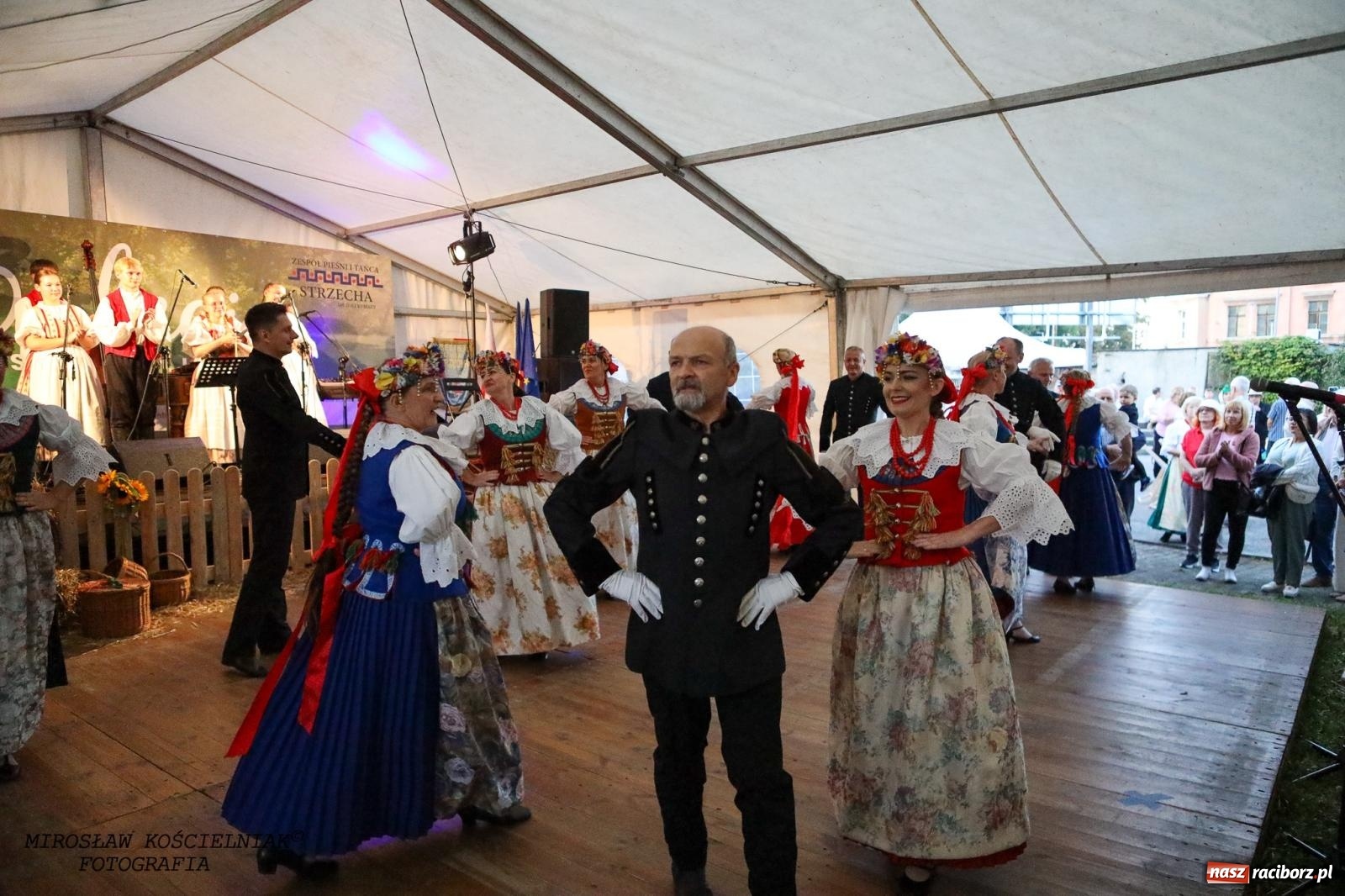 Zdjęcie w galerii na portalu naszraciborz.pl: Śląska i góralska nuta. Strzecha, Uśmiech i Trebunie Tutki wiadomości z regionu